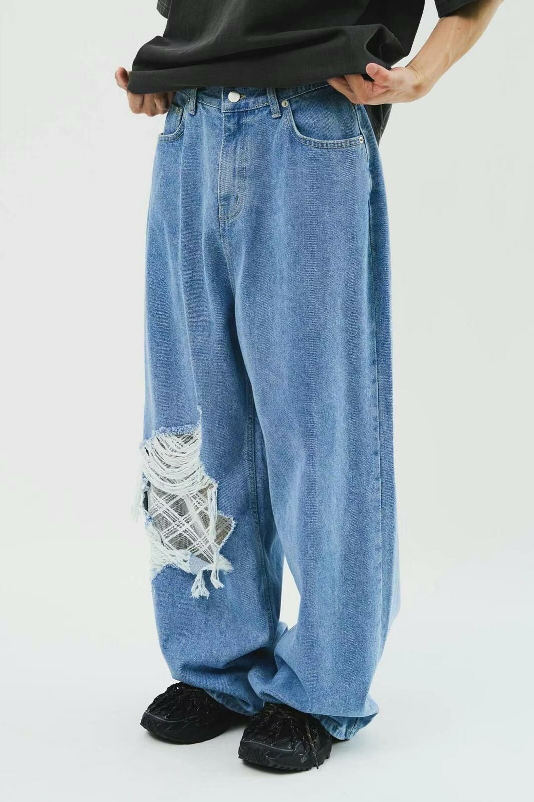 破洞鬆身牛仔褲 taptaptap-049J