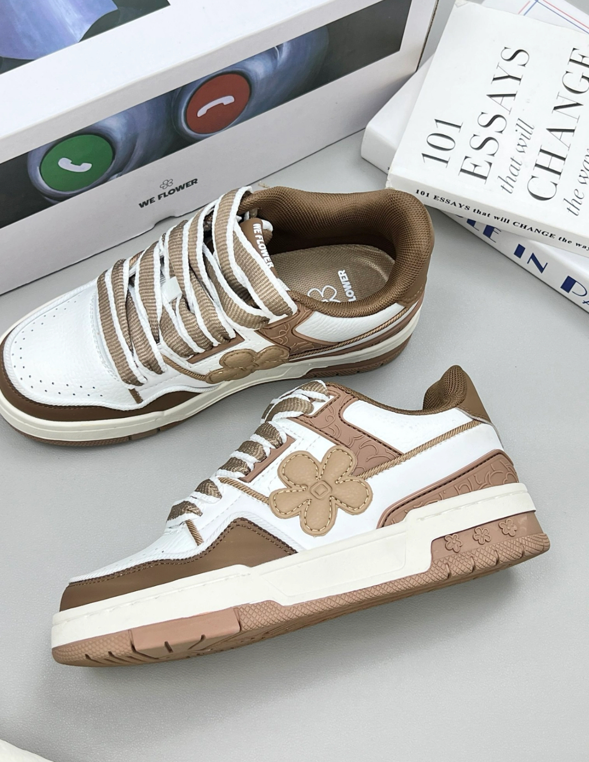 We Flower 小花鞋 藝術家聯名系列 奶咖色 厚底 板鞋 男女同款/預購