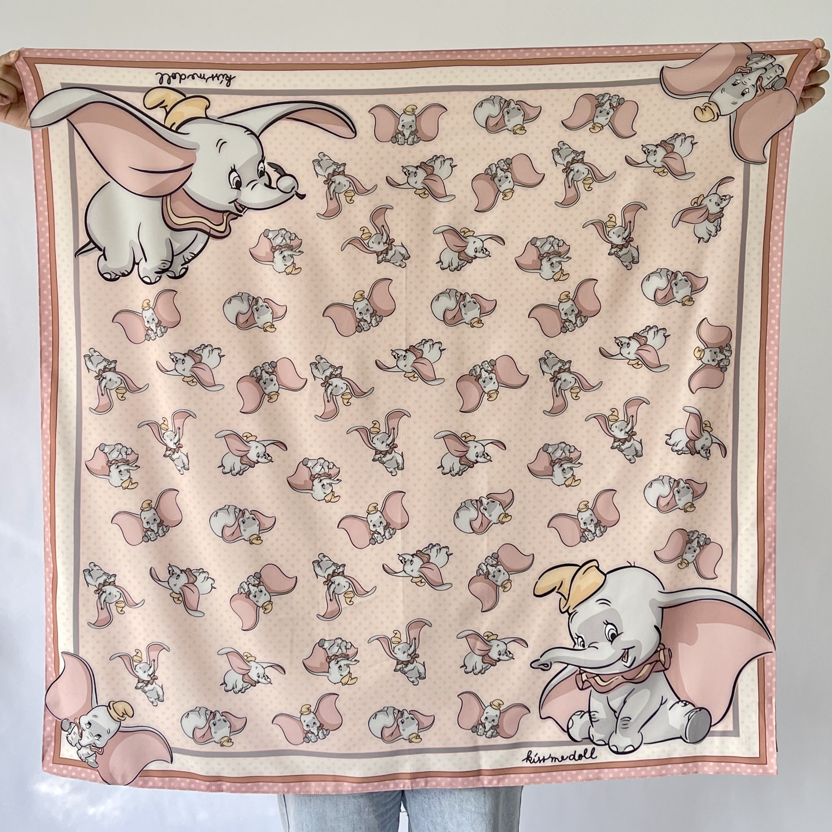 KISS ME DOLL - 真絲絲巾 ( DUMBO )