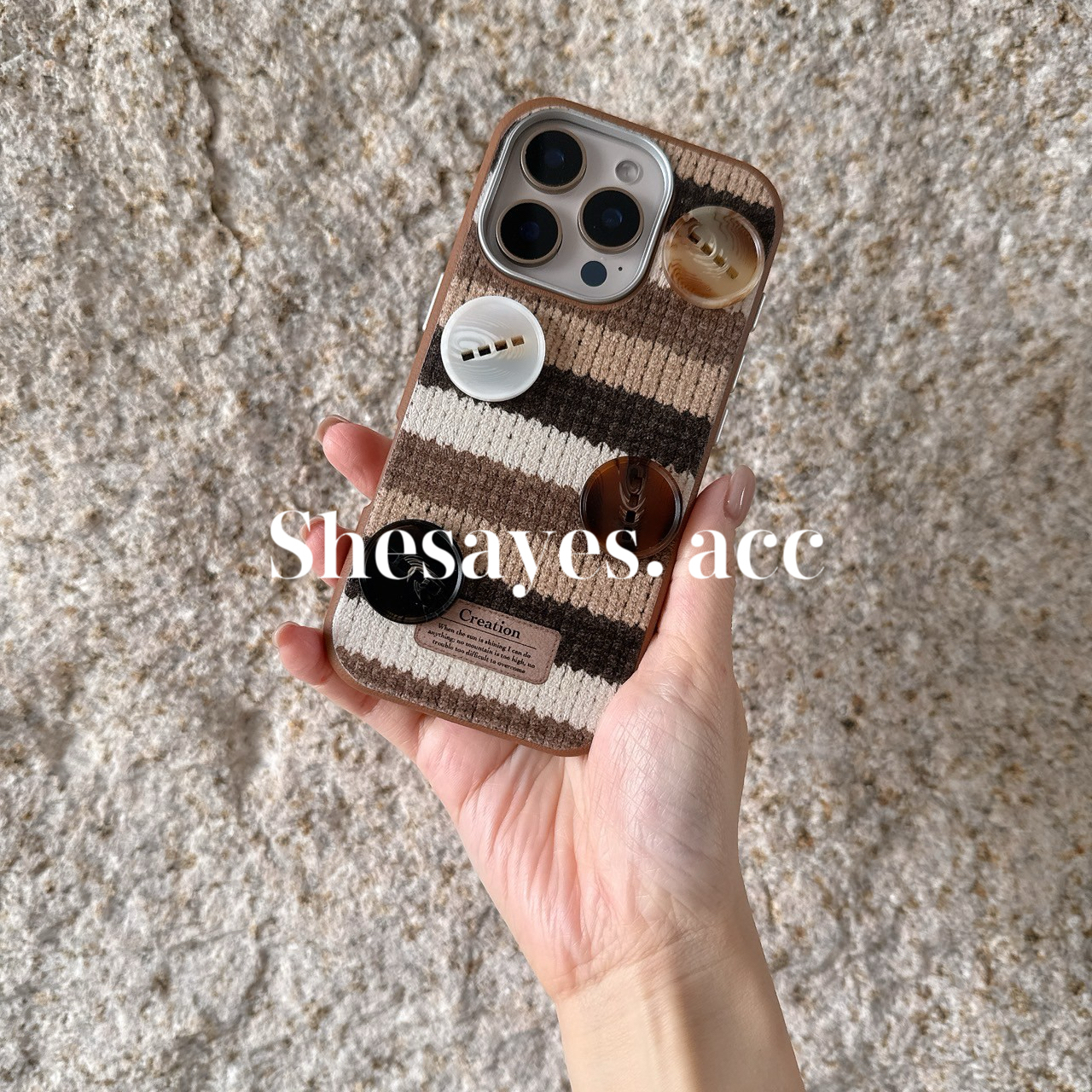 IPHONE 大地色拼接鈕扣手機殼