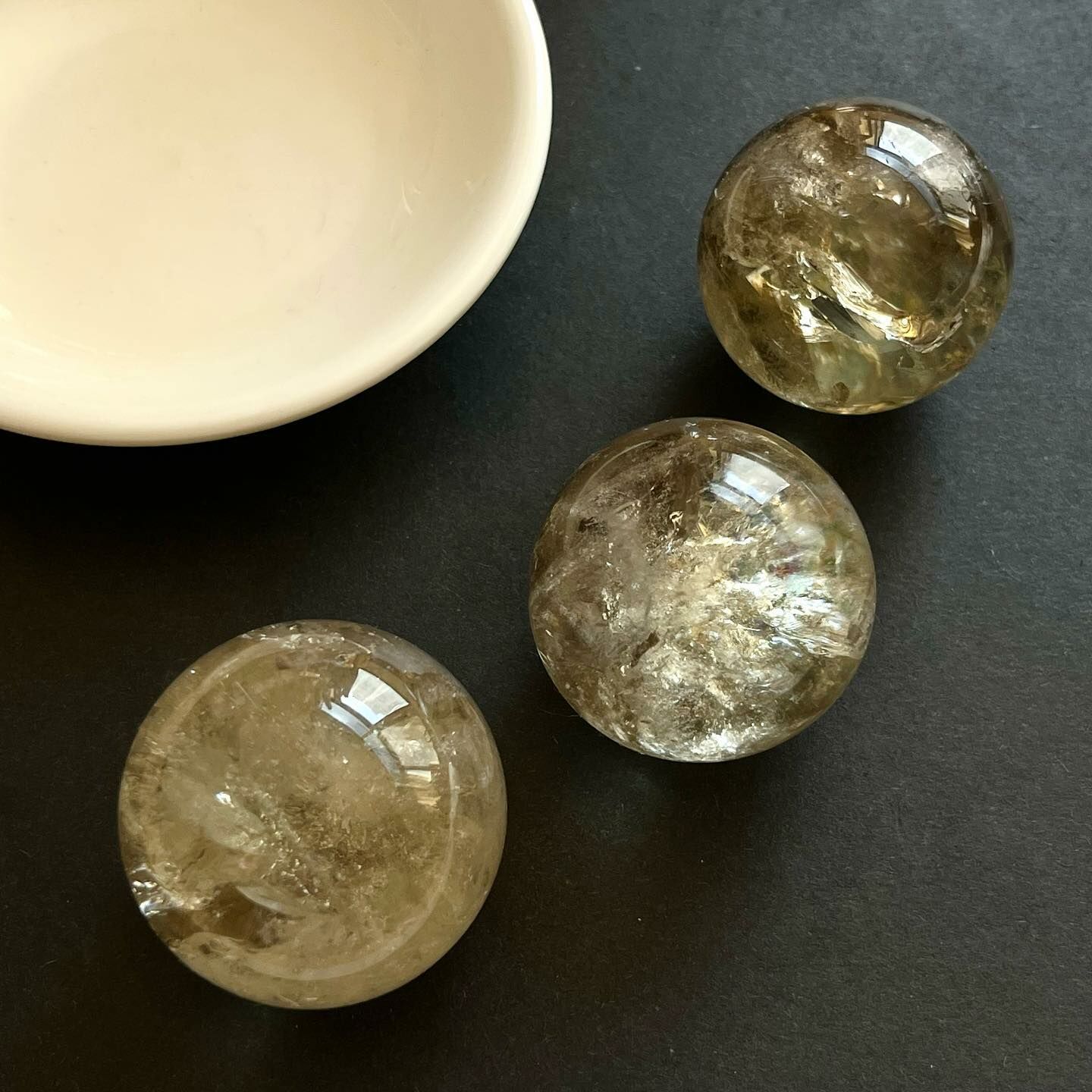 [原石] 茶黃晶 黃水晶 水晶球