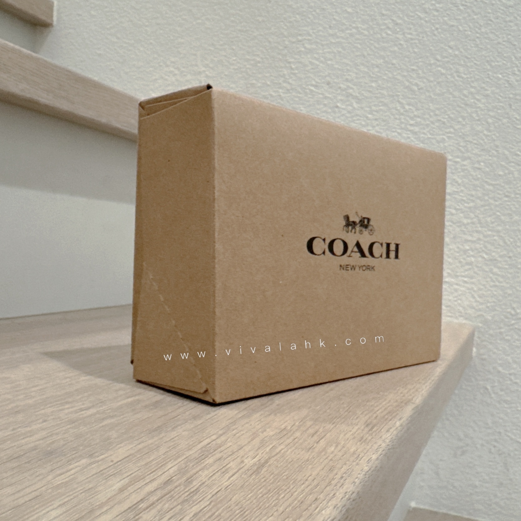 Coach - 禮盒 (正方形)