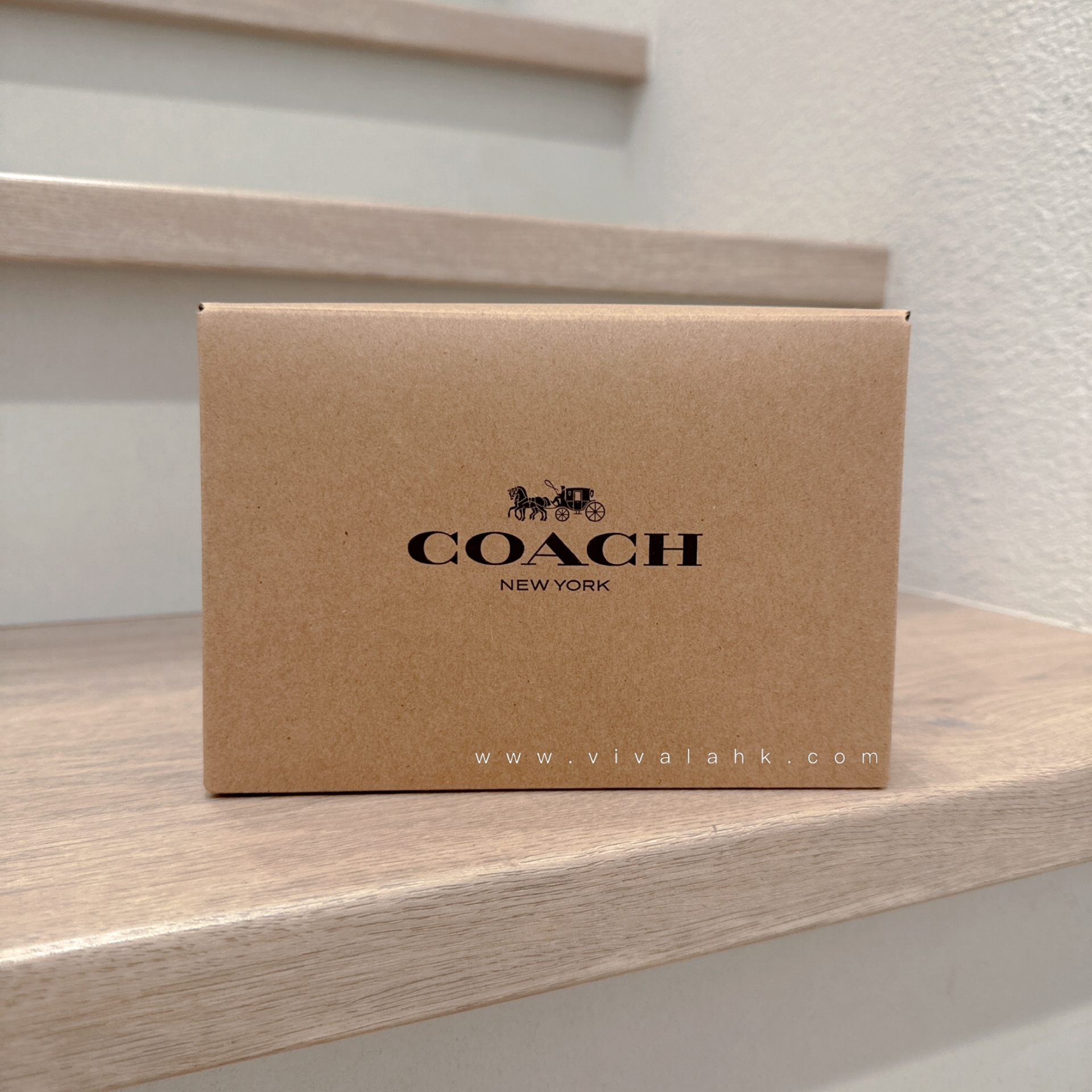 Coach - 禮盒 (正方形)