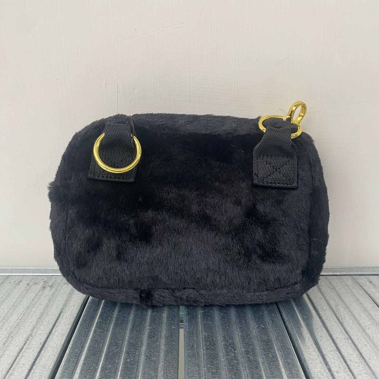 Nike Jordan Fur絨毛肩背包(肩帶可拆) JD2443009AD