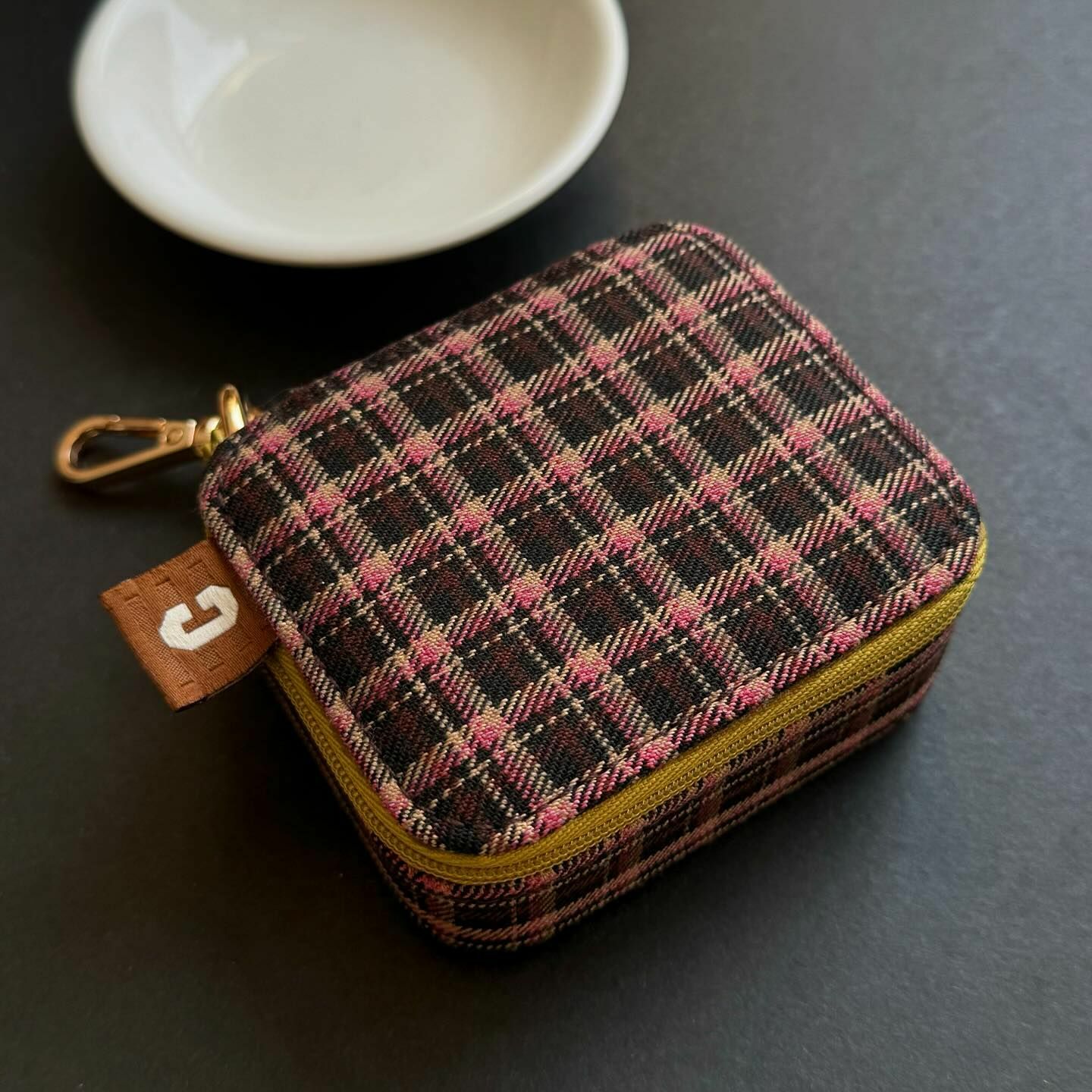 [原石] 水晶飾品盒 格子款 適合隨身攜帶