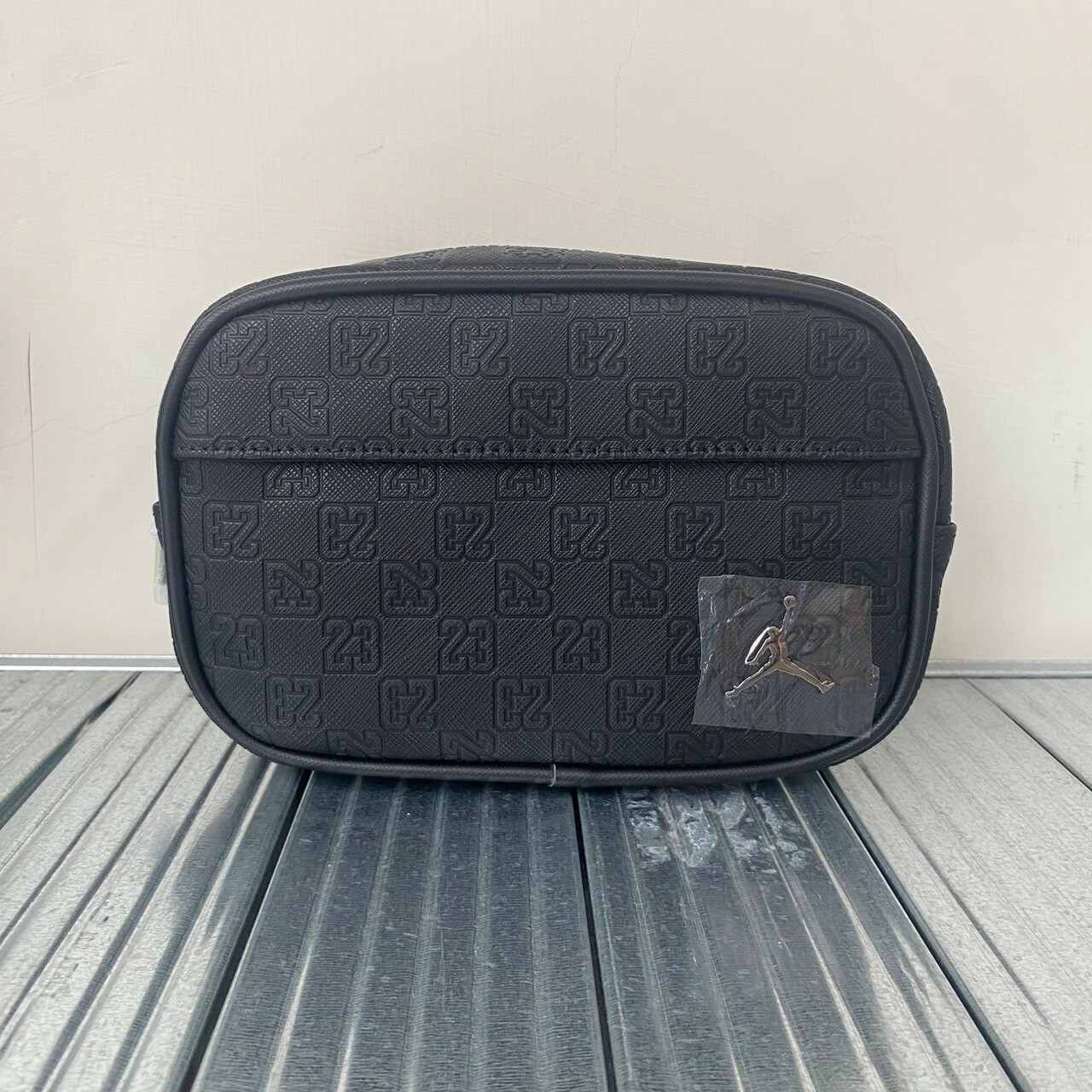 Nike Jordan Monogram 滿板壓印隨行包 JD2443031AD