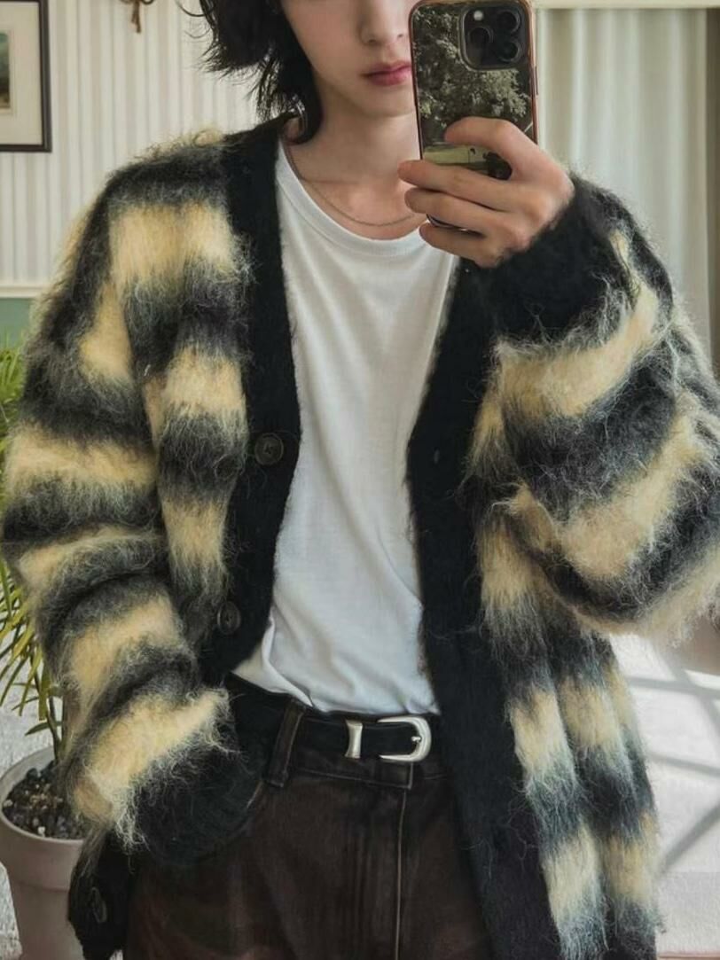 橫間V領開胸針織外套 taptaptap-065JK