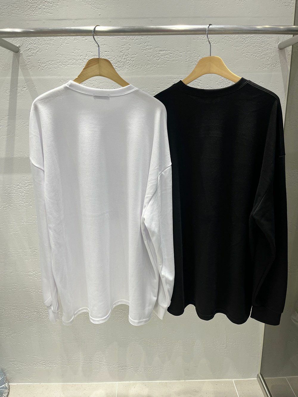 英文字圖案長袖衫 10.GVTY-0157T