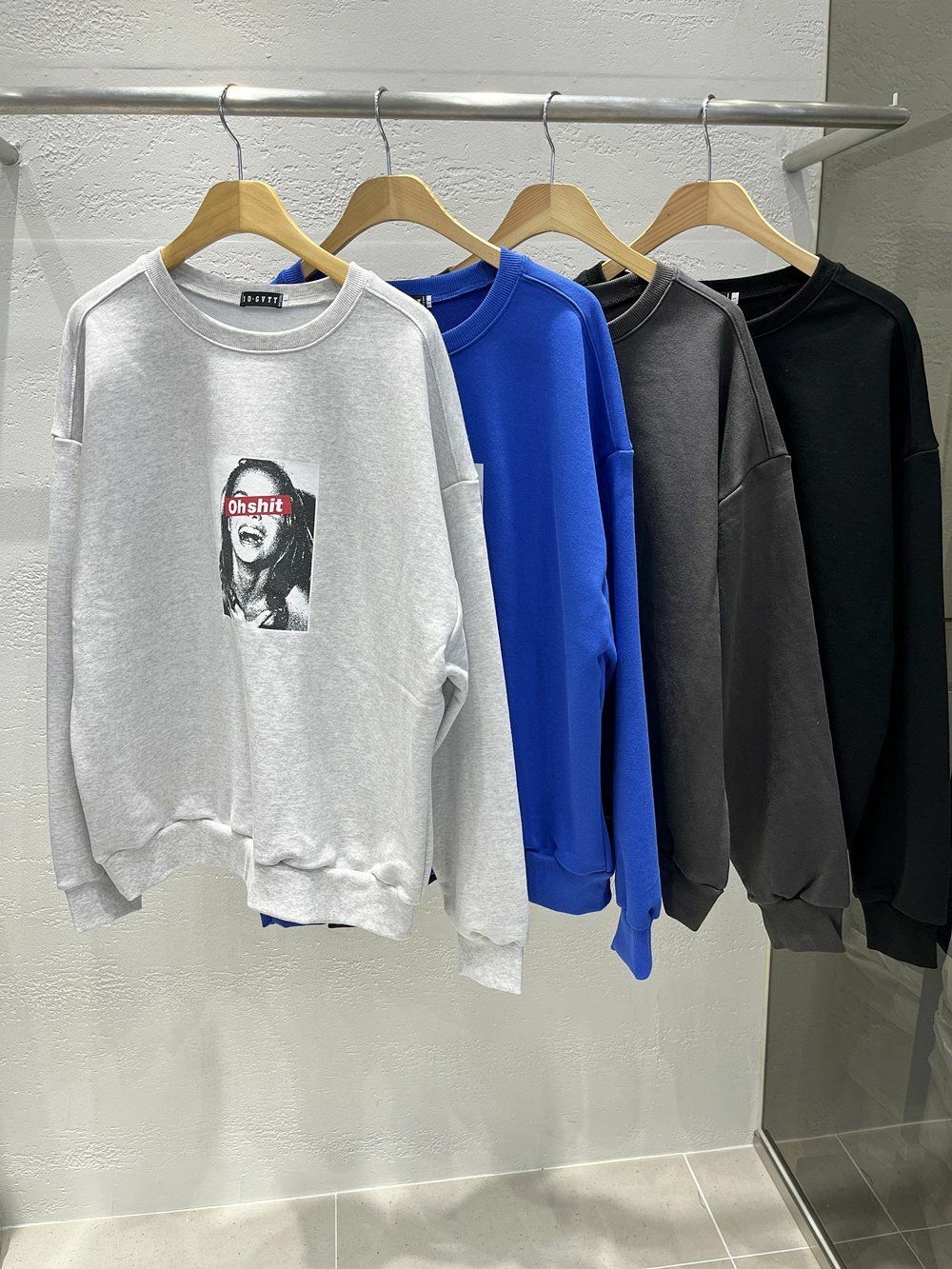 英文字圖案衛衣 10.GVTY-0160T