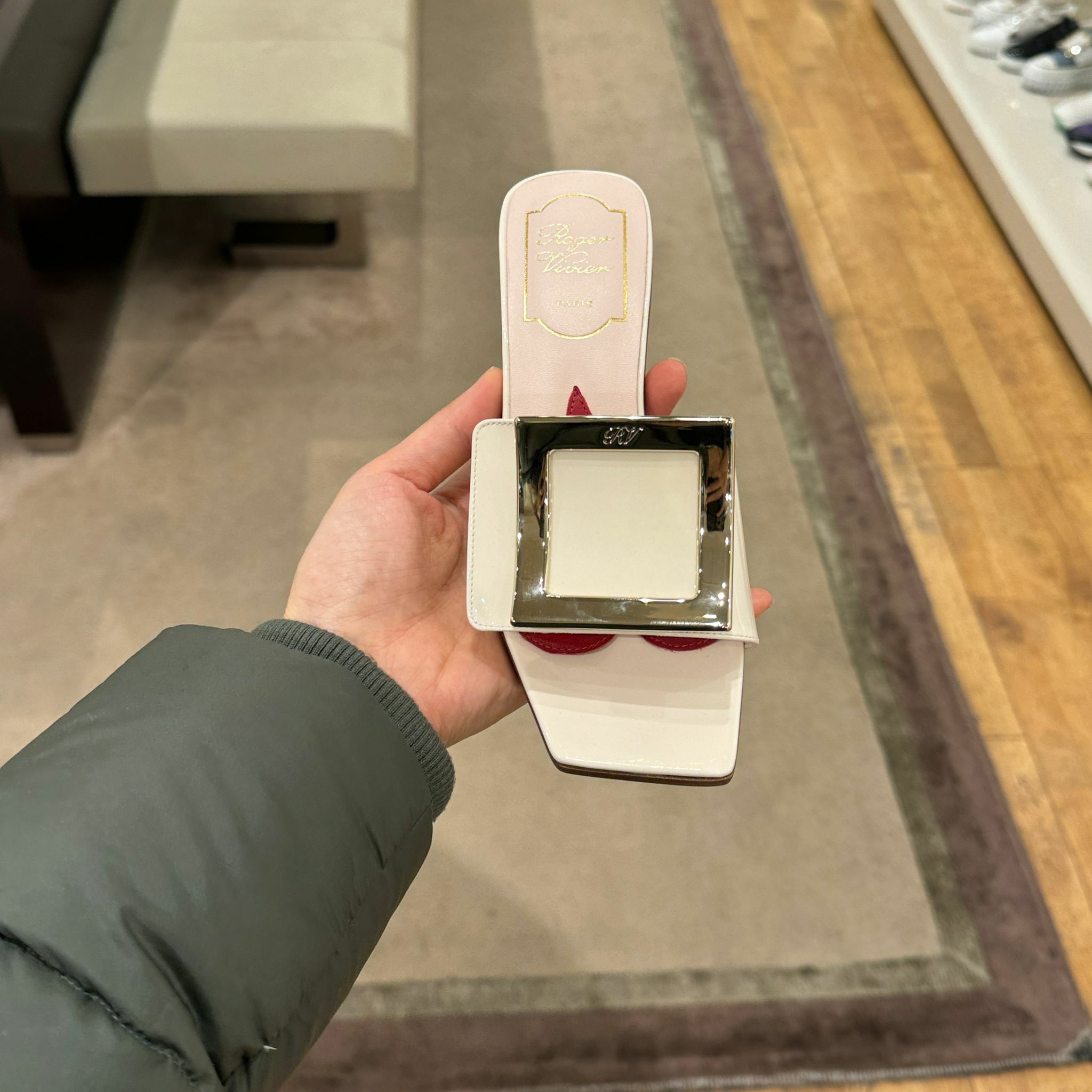 Roger Vivier RV love metal buckle mules heels 45mm (White)