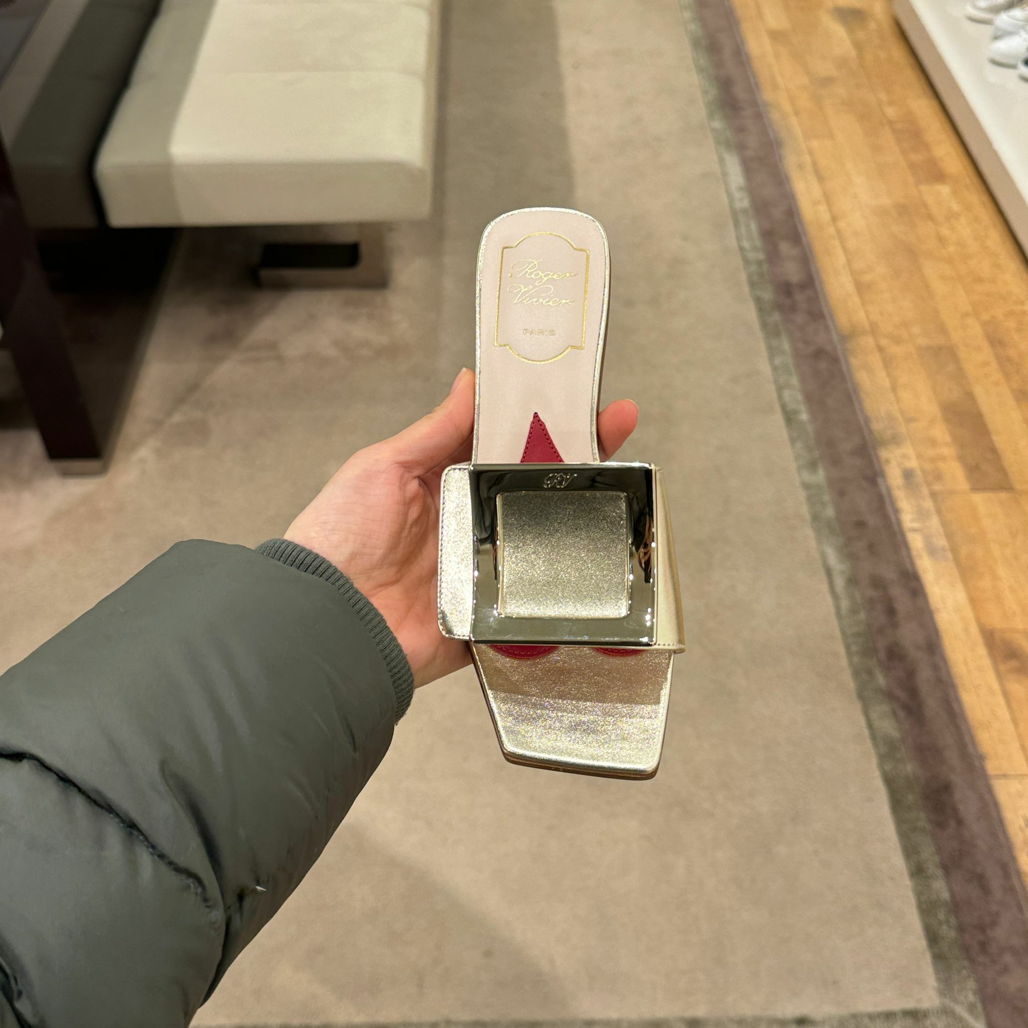 Roger Vivier RV love metal buckle mules heels 45mm (Gold)