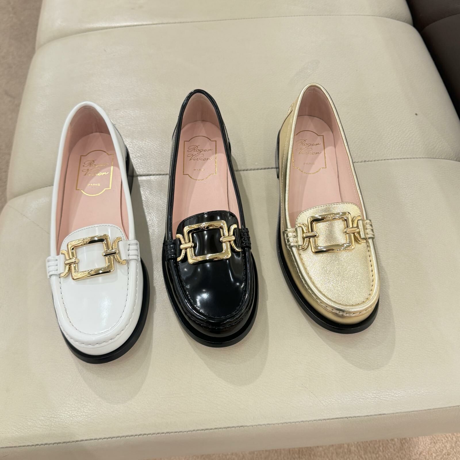 Roger Vivier RV Morsetto Metal Buckle leather Loafers black