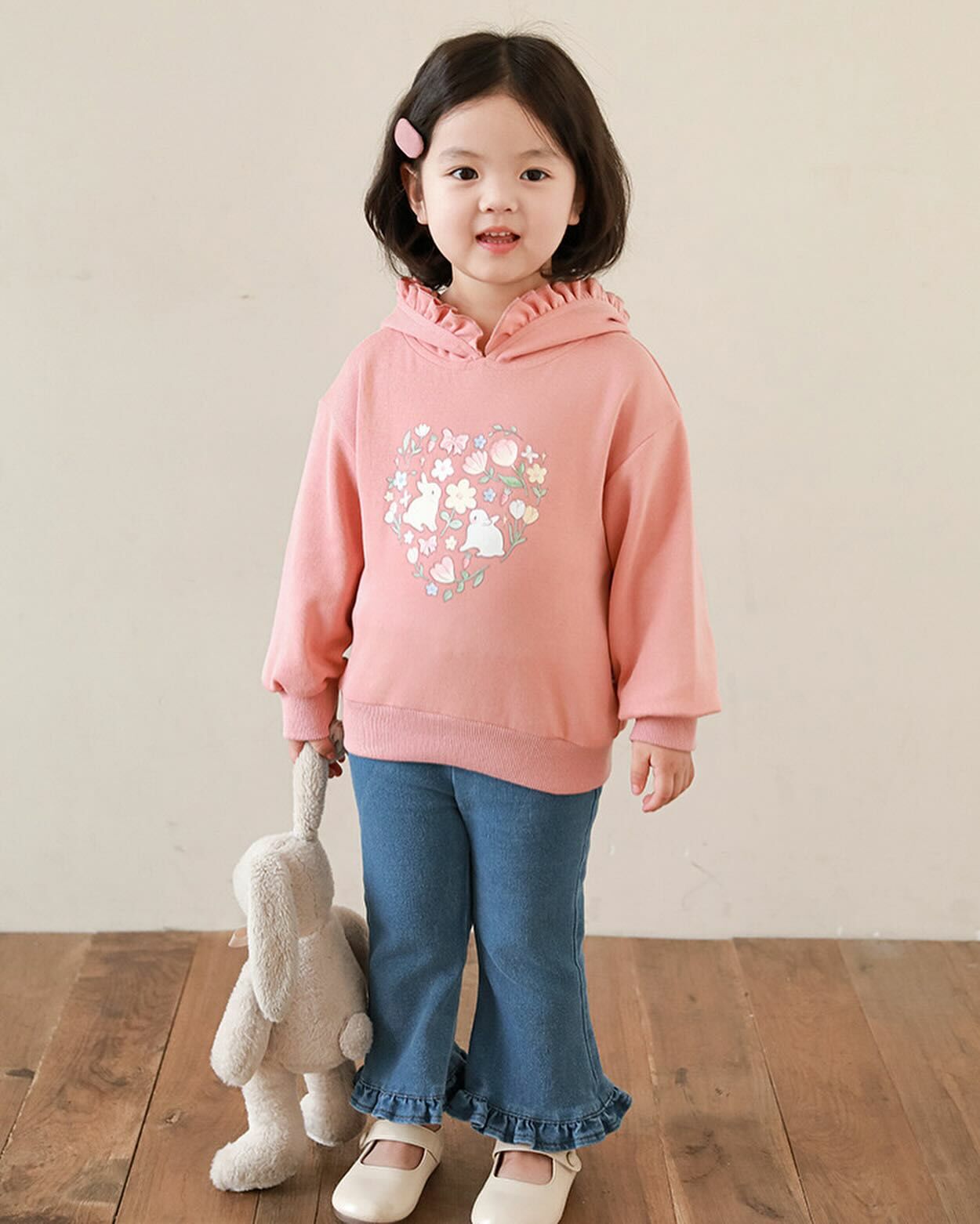 時髦花瓣喇叭褲