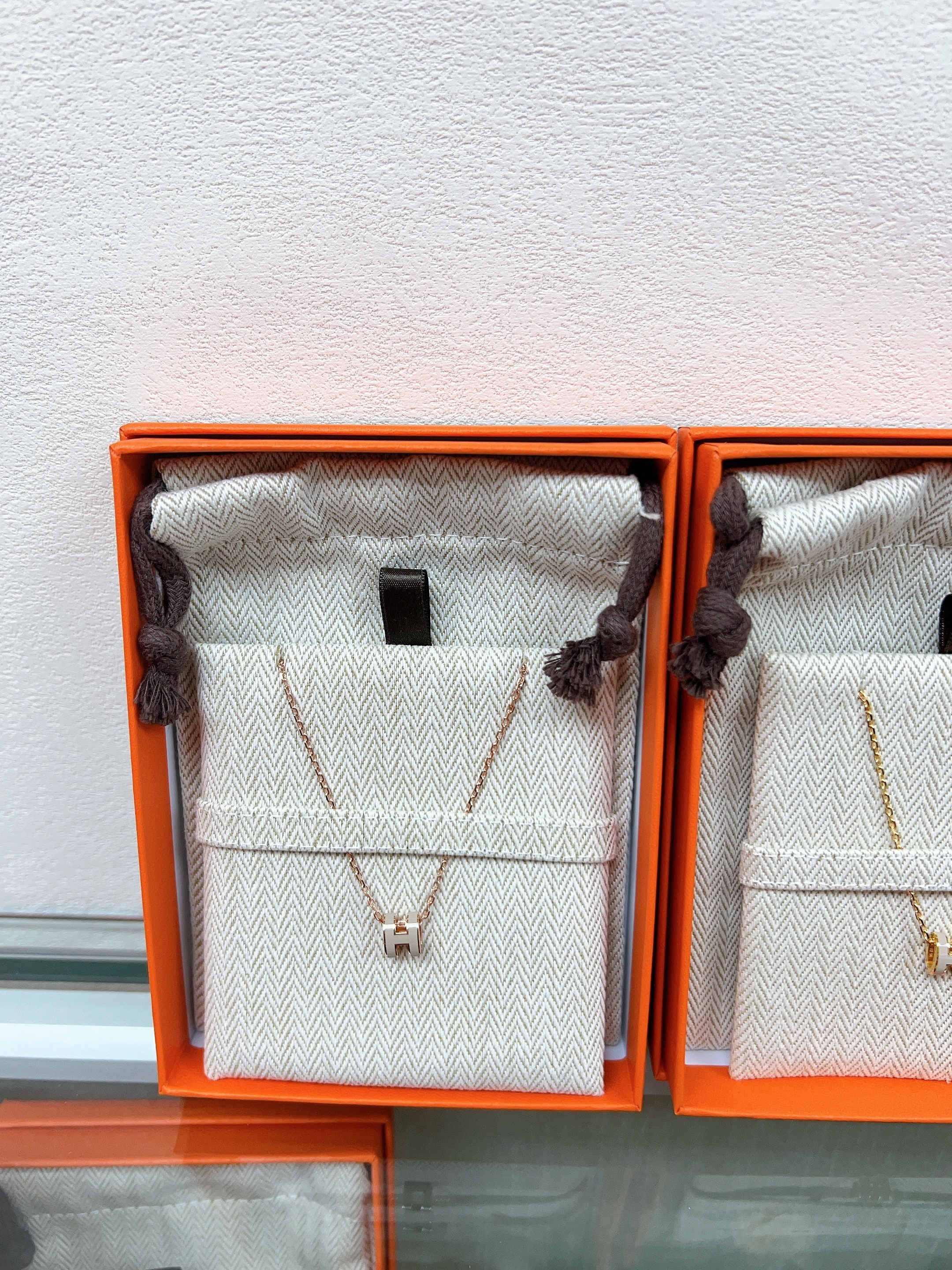 *Brand New* Hermes mini pop h necklace (marron glace/ RGHW)