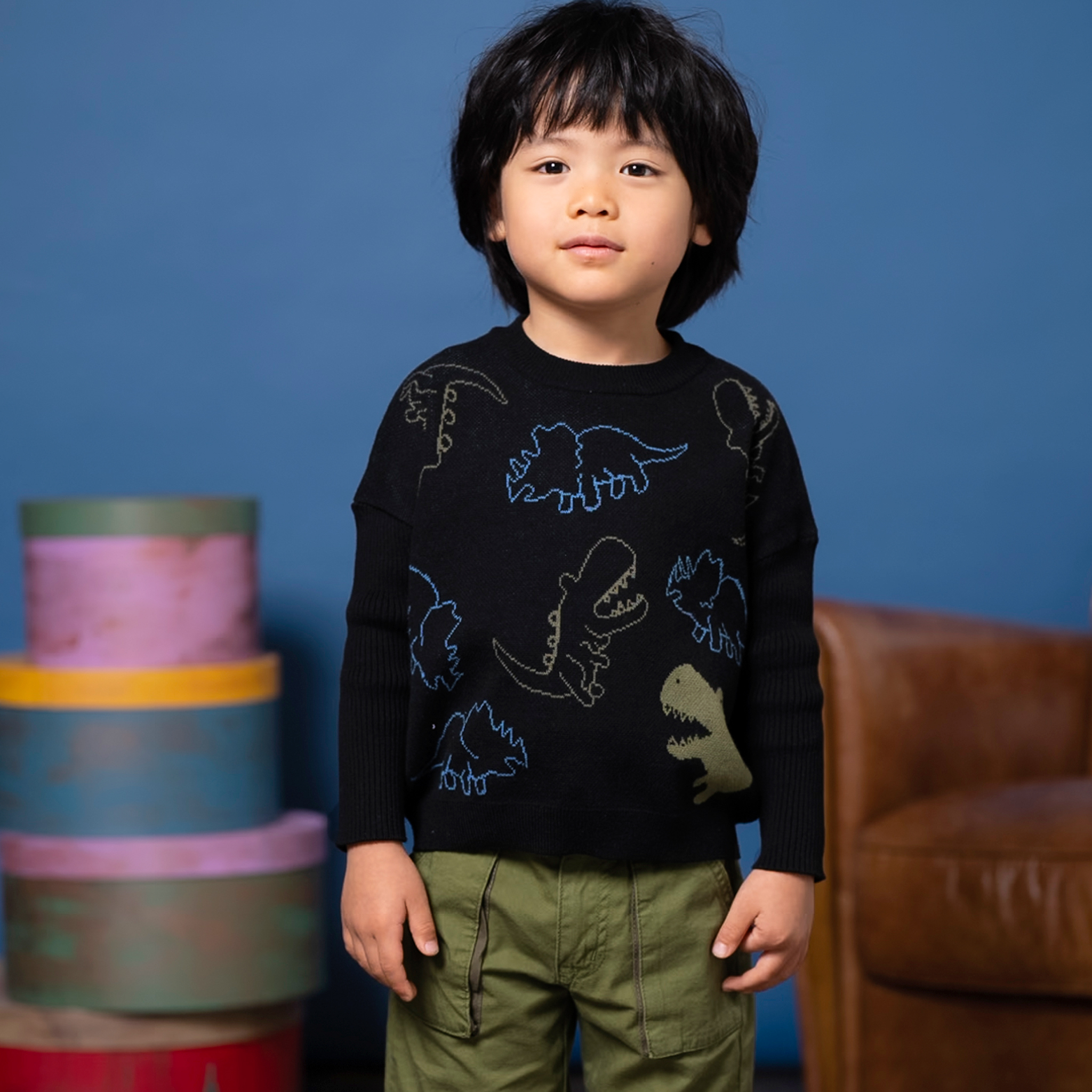 〖 Ami Amie 〗黑色恐龍塗鴉針織上衣