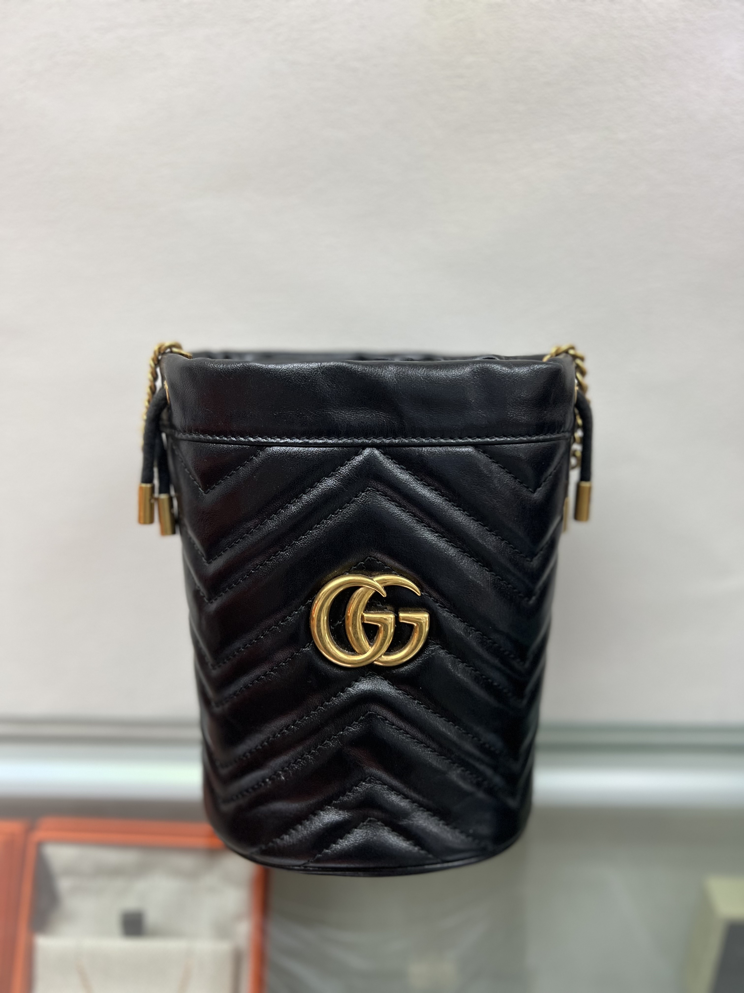Gucci marmont bucket mini black