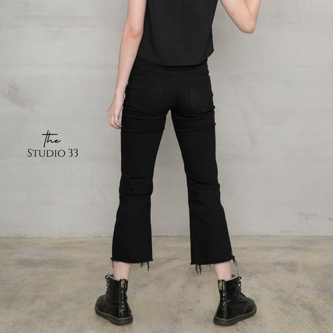 修身剪裁靴型牛仔褲