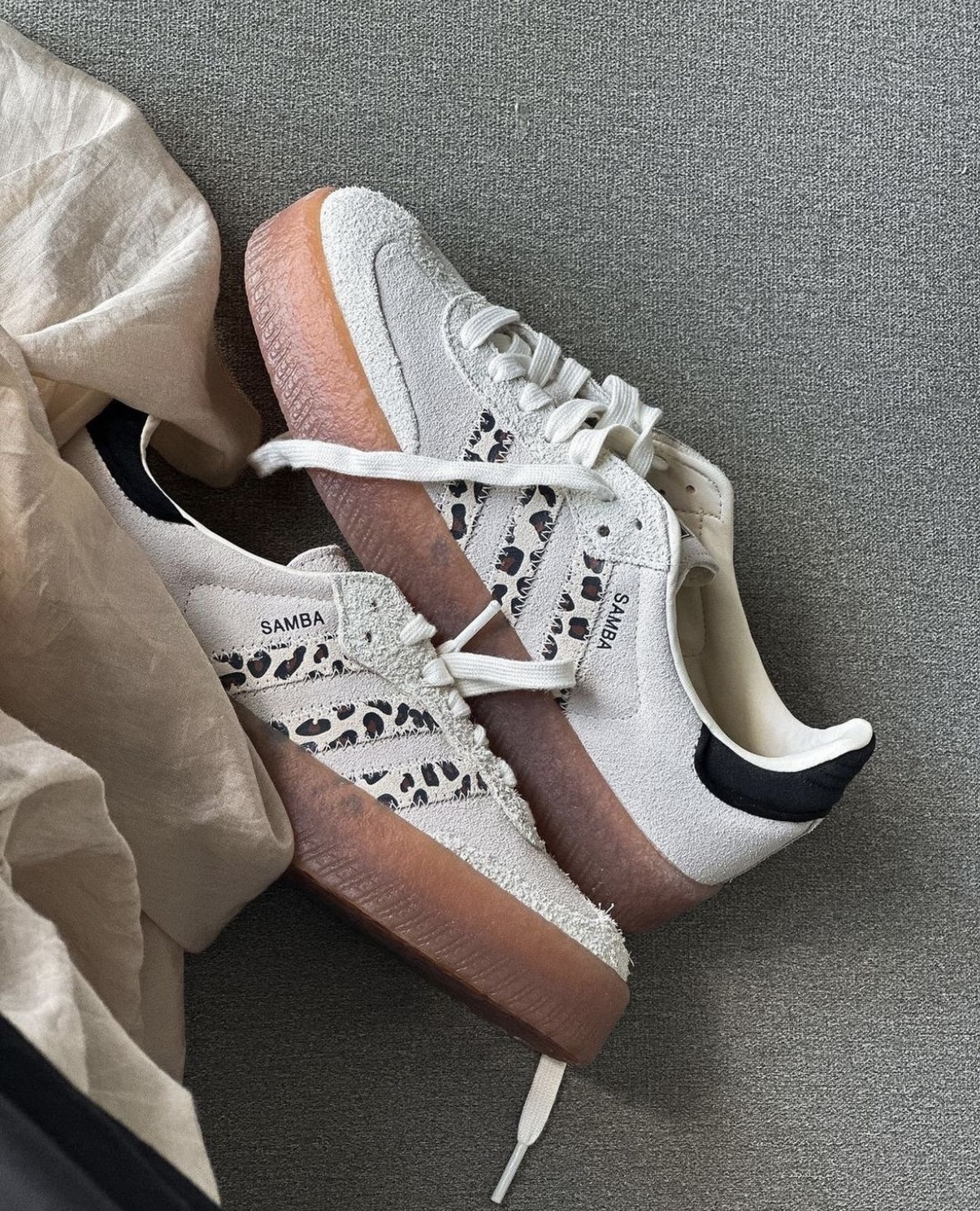 Adidas Originals Sambae 米灰色 豹紋 麂皮 厚底 焦糖底 JI4226/預購