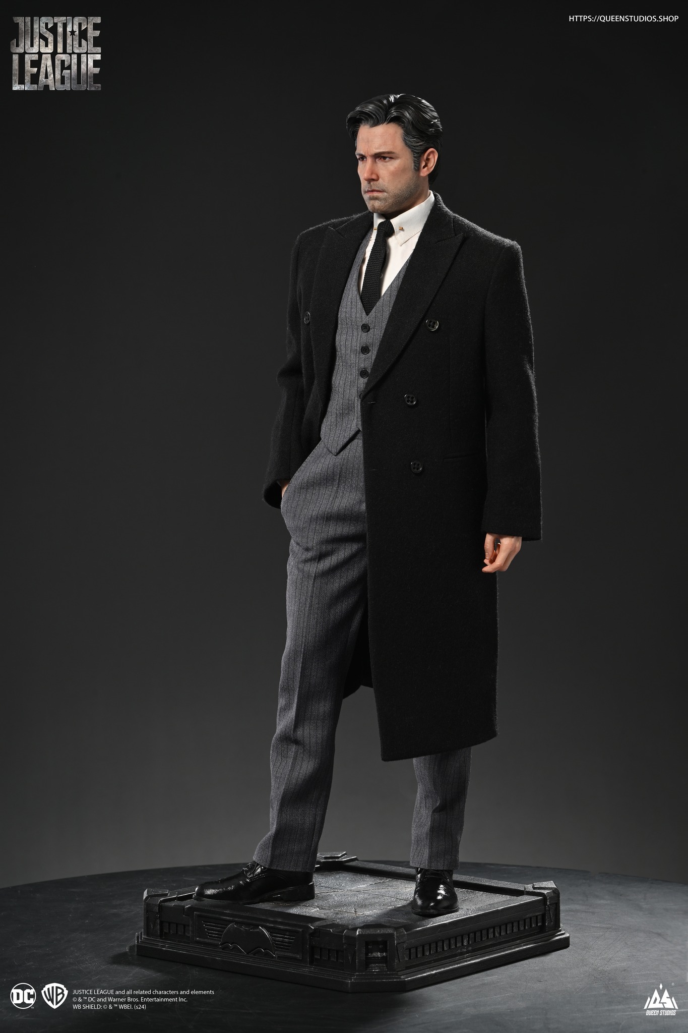 Queen Studios Bruce Wayne (Ben Affleck) 1/4 Statue