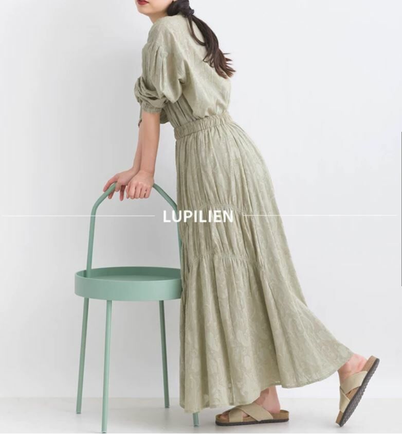 （Special Price）灰色復古提花層次長裙【日本直送】