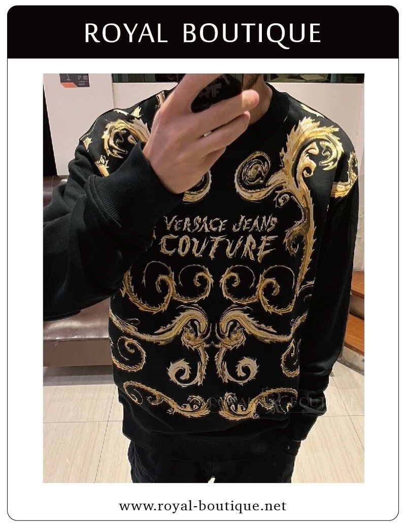 VERSACE  凡賽斯經典巴洛克英字圖騰大學T