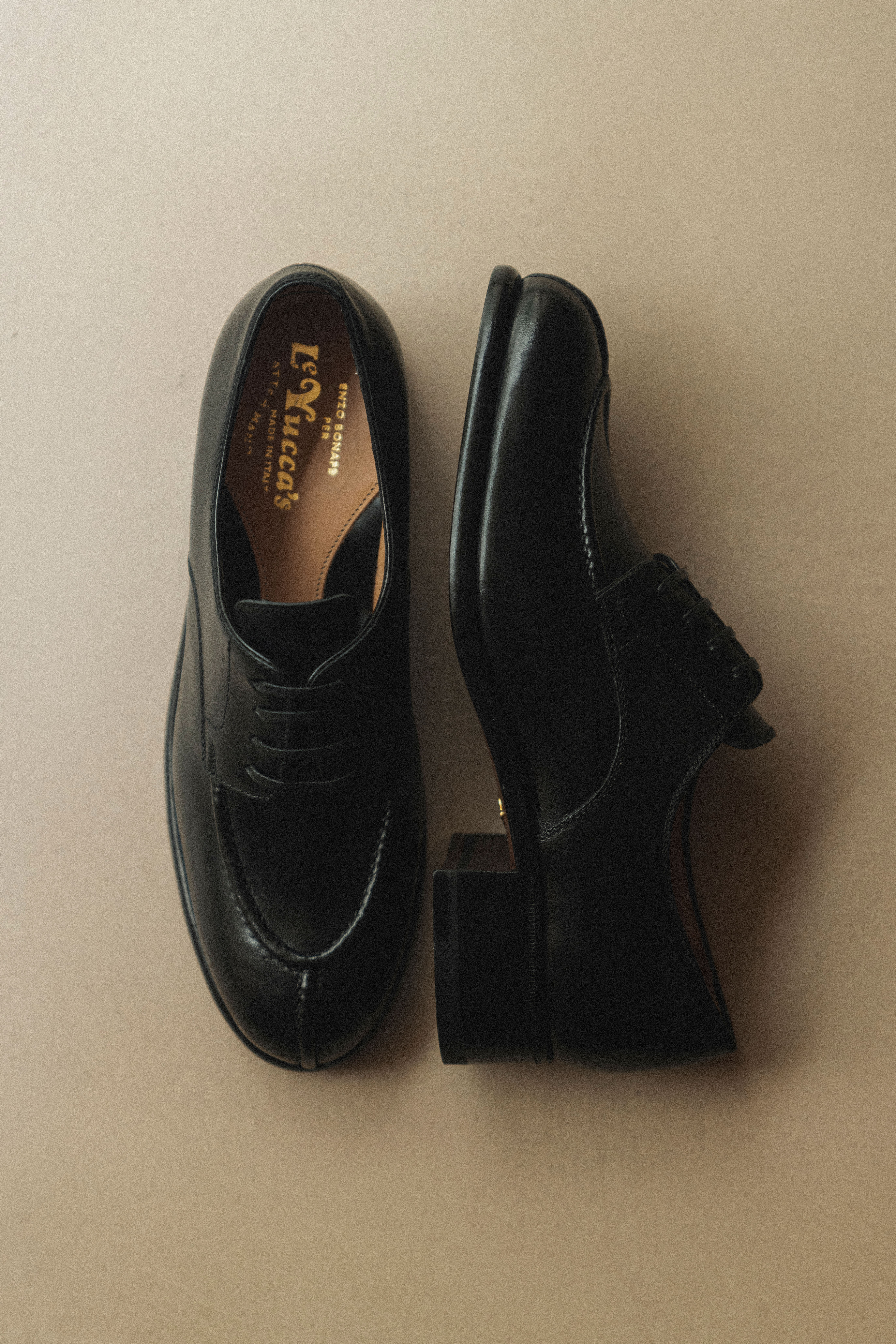 Le Yucca's KARENA U-TIP SHOES (WOMEN) Le Yucca's KARENA U-TIP SHOES (WOMEN)
