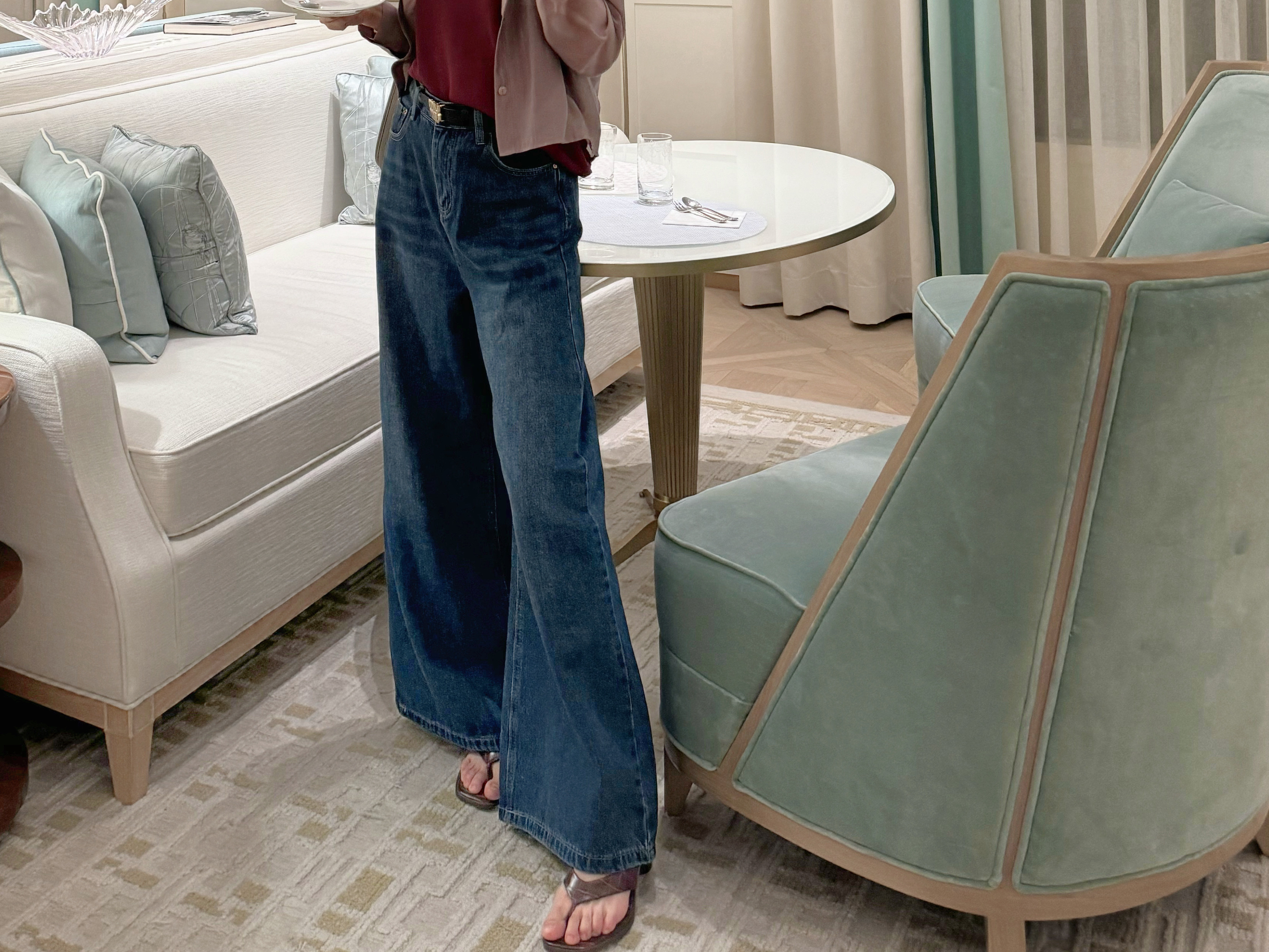 Faded High-Rise Wide-Leg Jeans_JE244L13