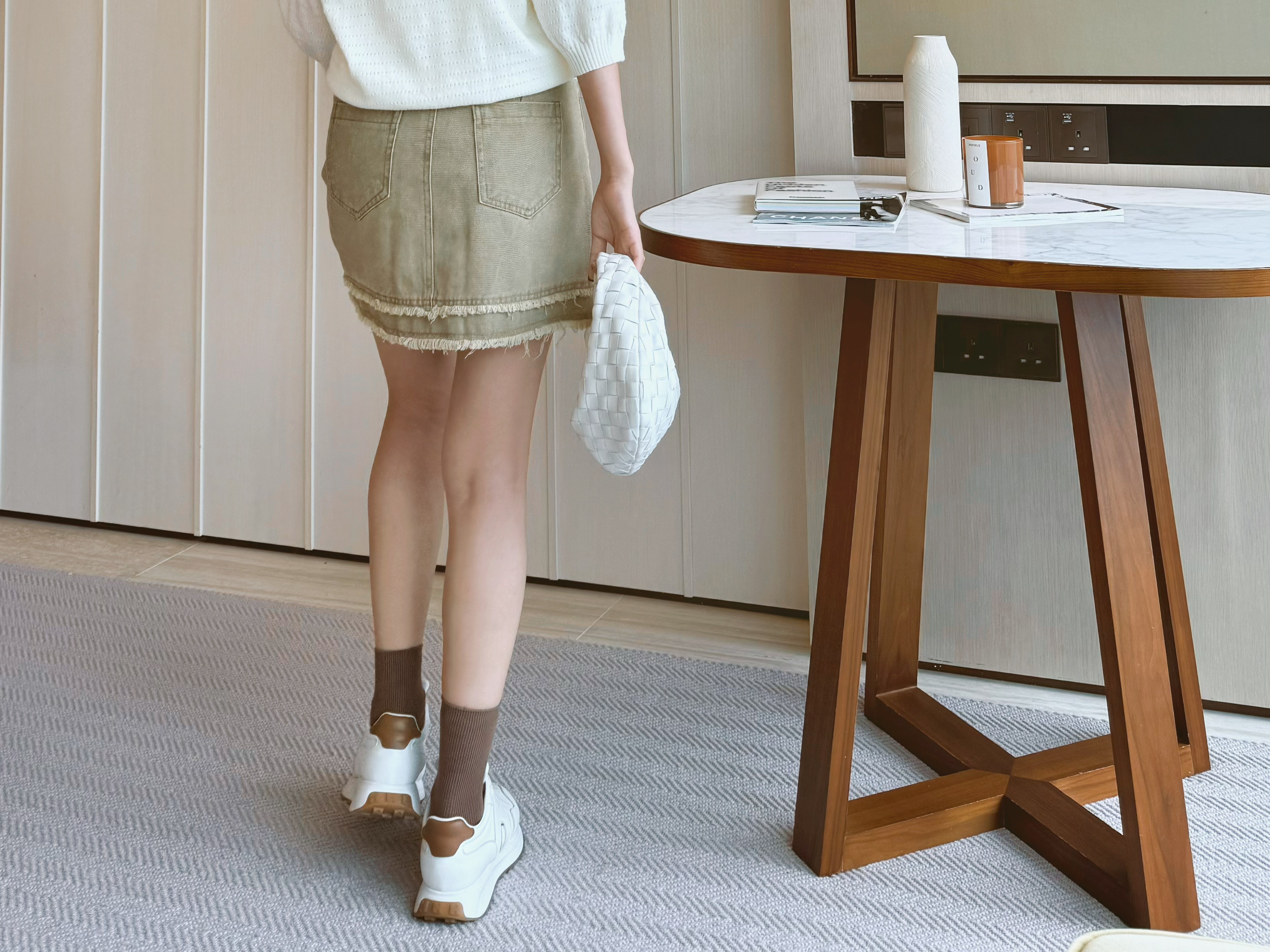 Tassel Light-Washed Denim Mini Skirt_SK245L13