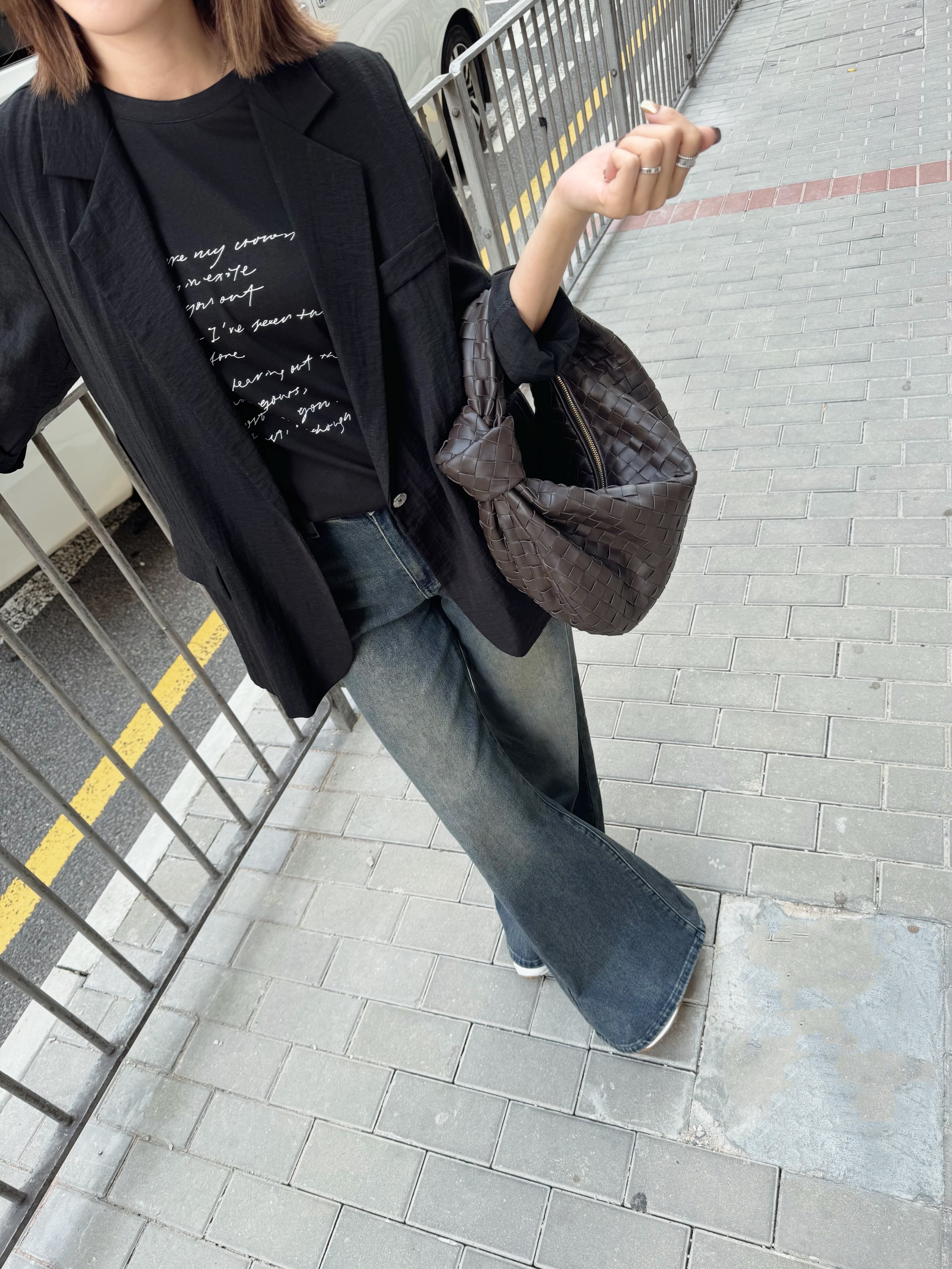 Blue Stonewashed High-Rise Flare Jeans_JE243L10