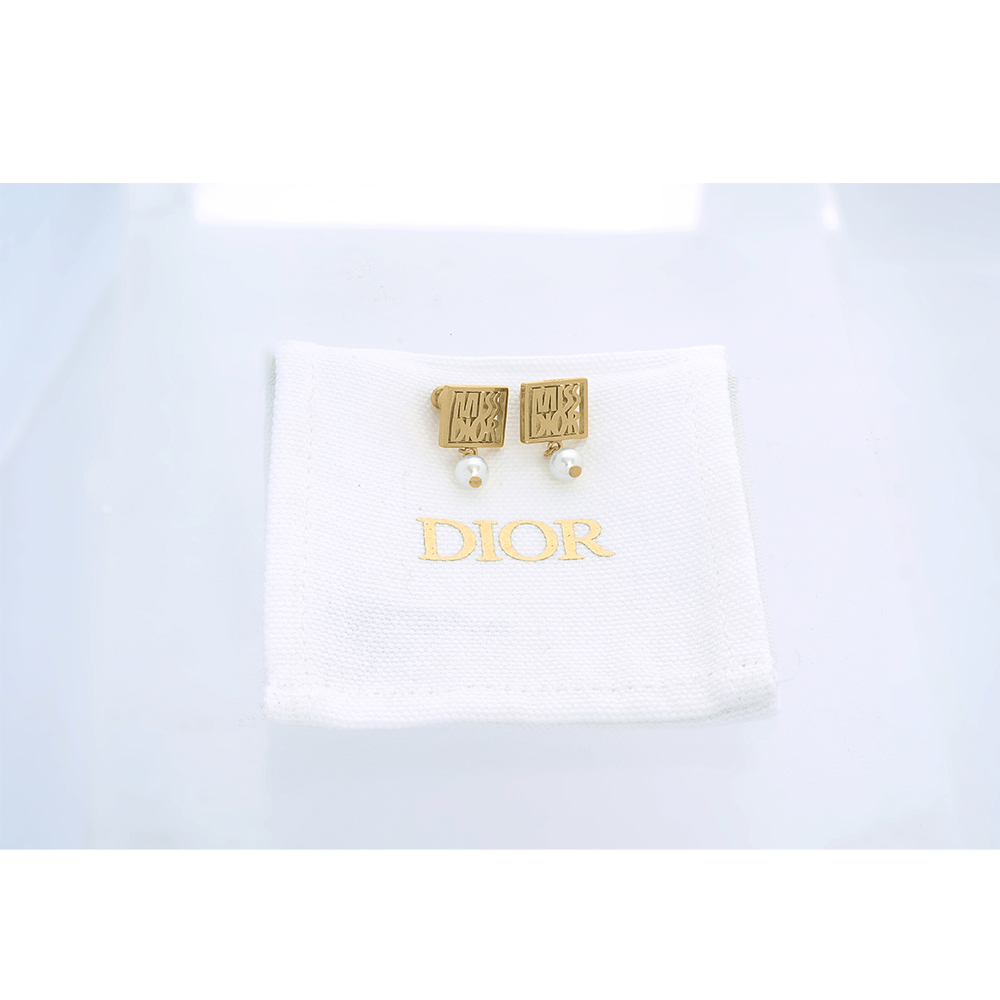 【CHRISTIAN DIOR】Miss Dior 方形標誌珍珠墜飾針式耳環(金色/白色) E3559WOMRS_D301