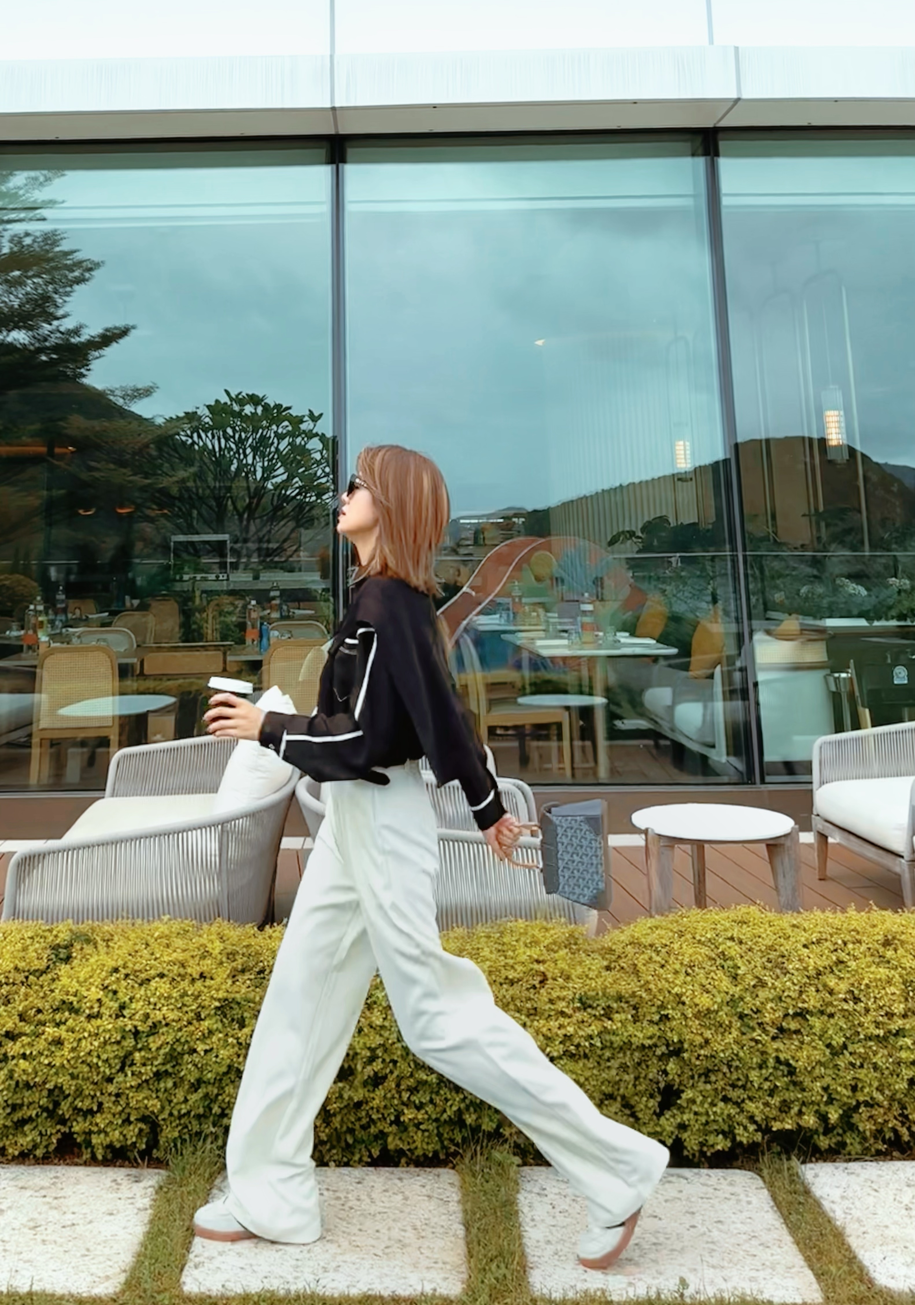 Contrast Trim Stitching Shirt_SH2410L03