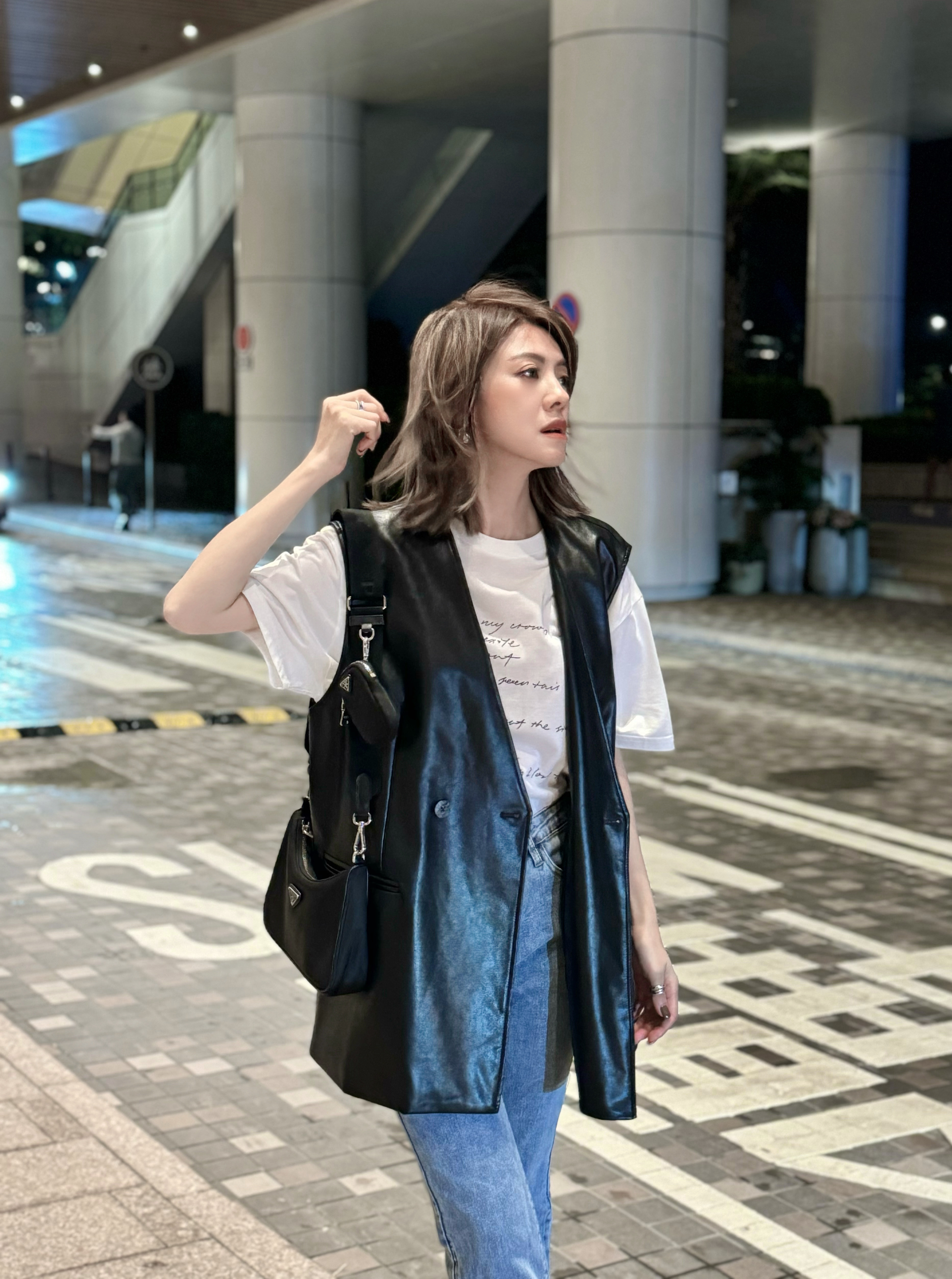 Faux-Leather Oversized Long Gilet_JK2410L10