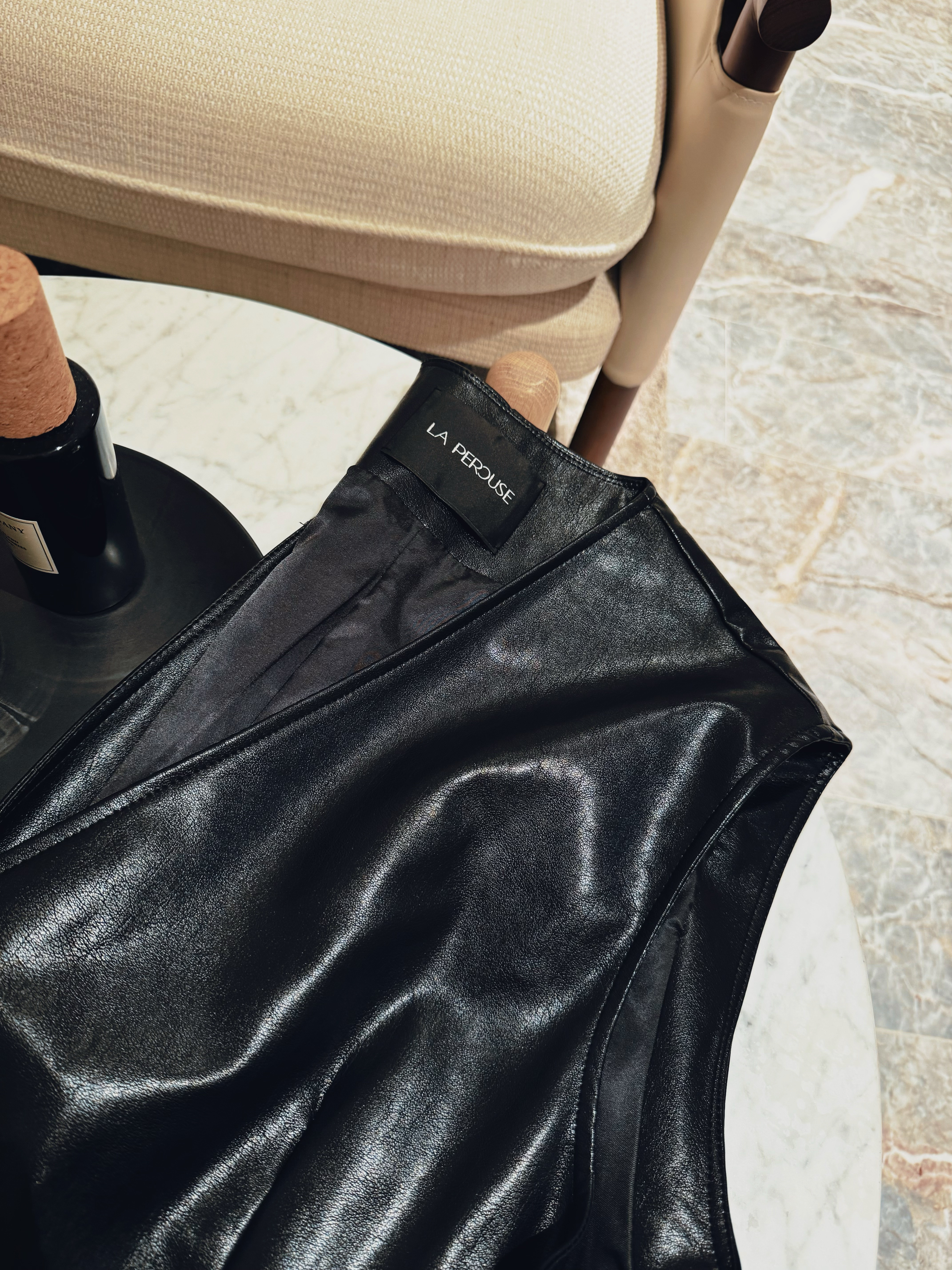 Faux-Leather Oversized Long Gilet_JK2410L10