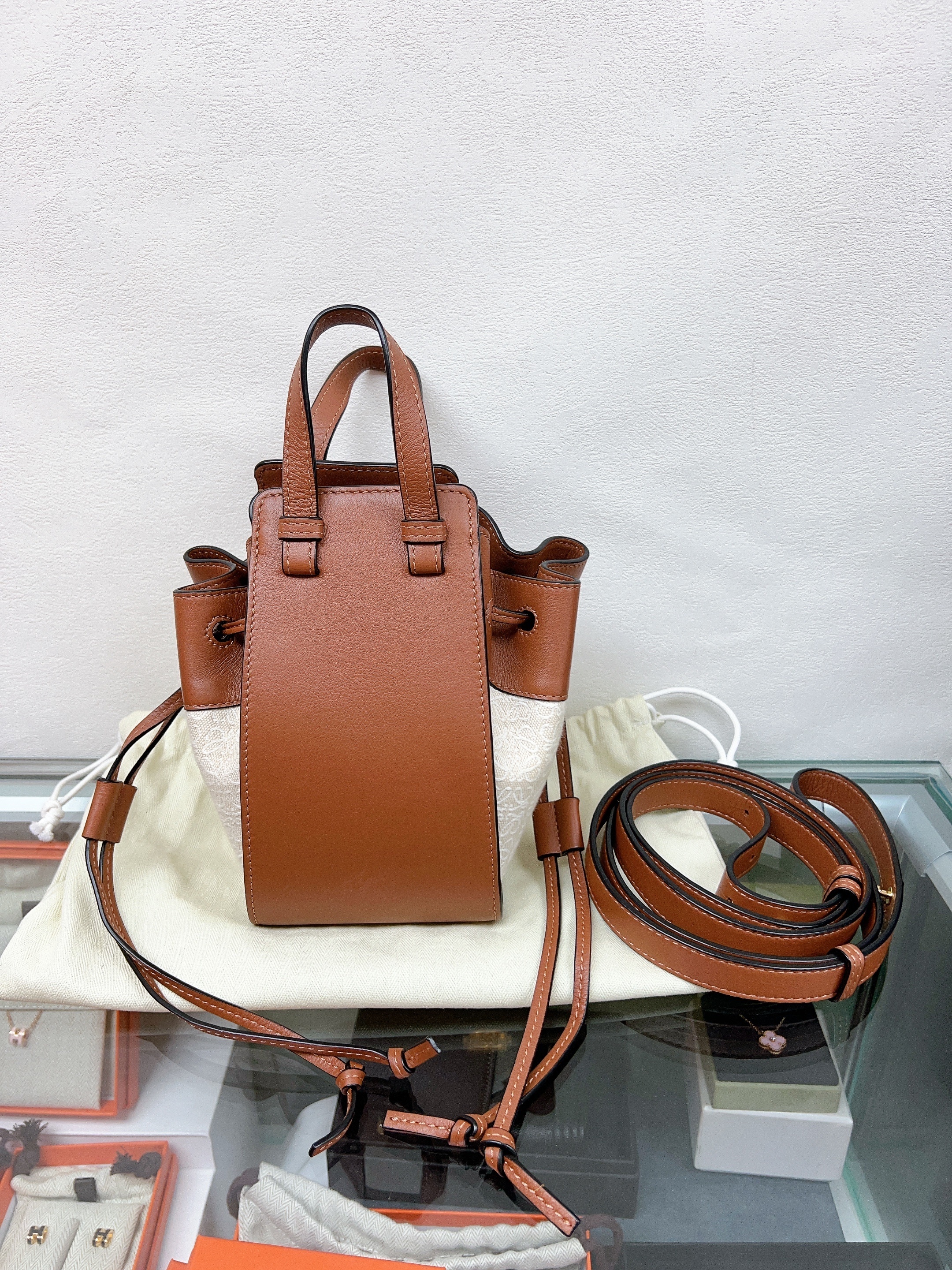 Loewe hammock mini (tan / beige canvas)