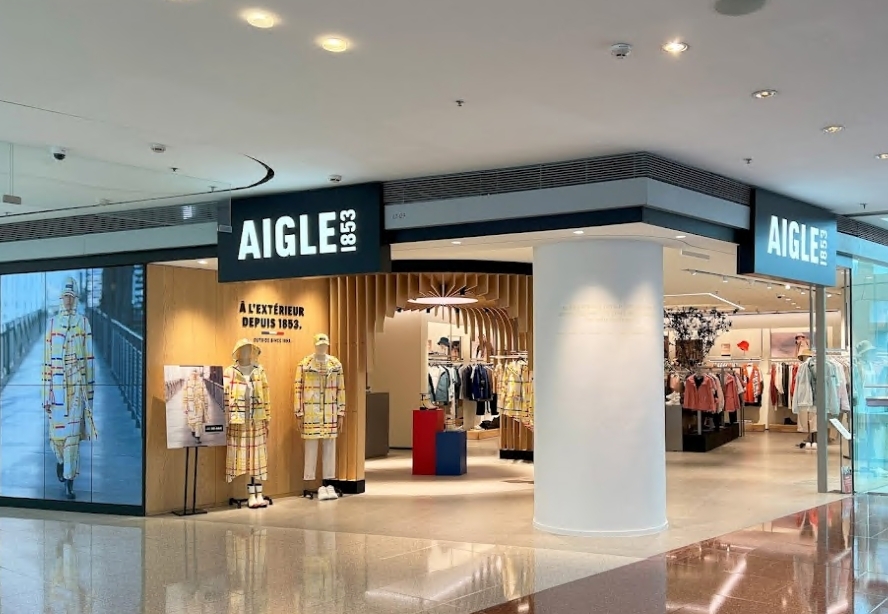 AIGLE (Festival Walk)