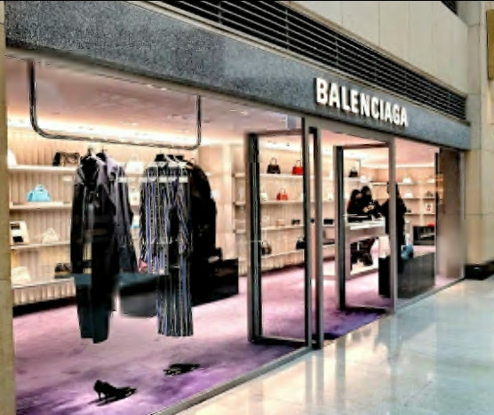 BALENCIAGA 置地廣場店
