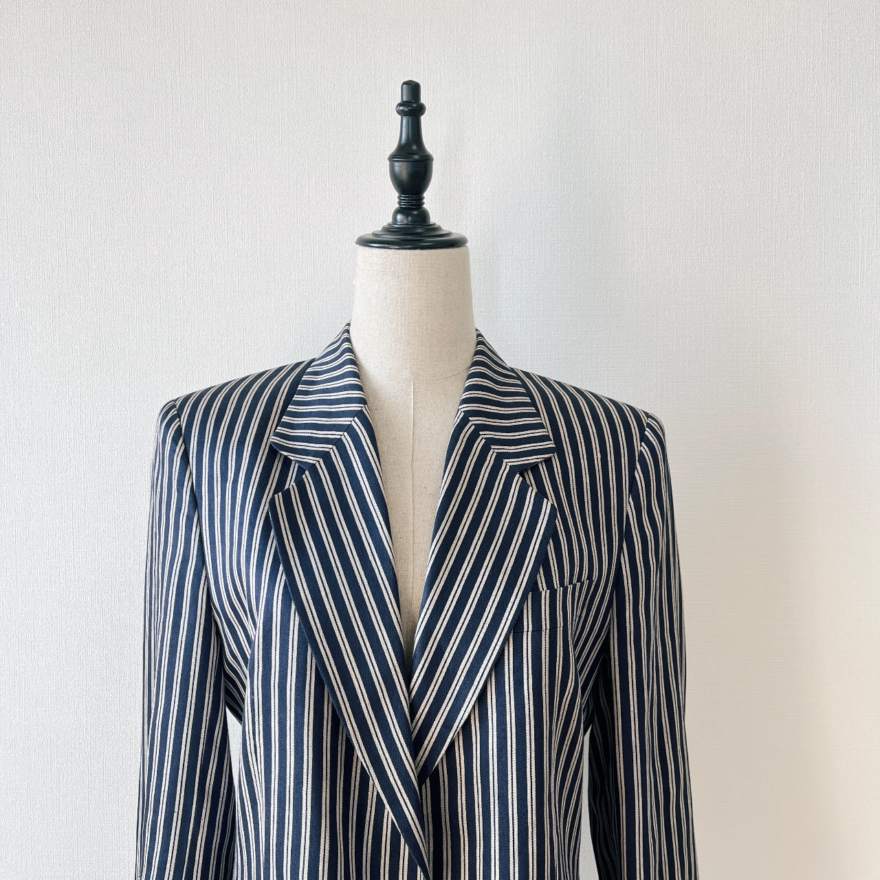 Aquascutum藍白雙條紋西裝外套