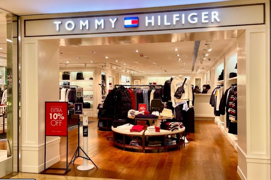 TOMMY HILFIGER Cityplaza Store
