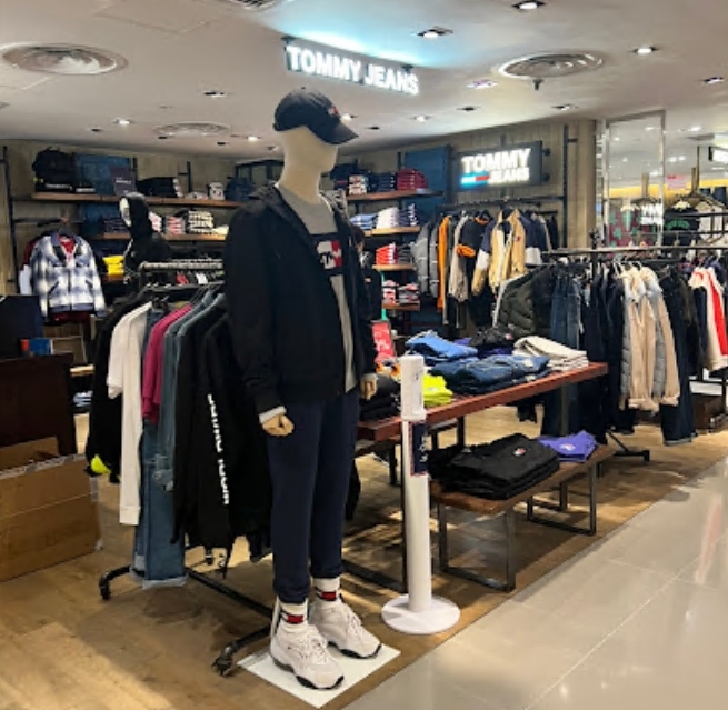 TOMMY JEANS Sogo Causeway Bay Store