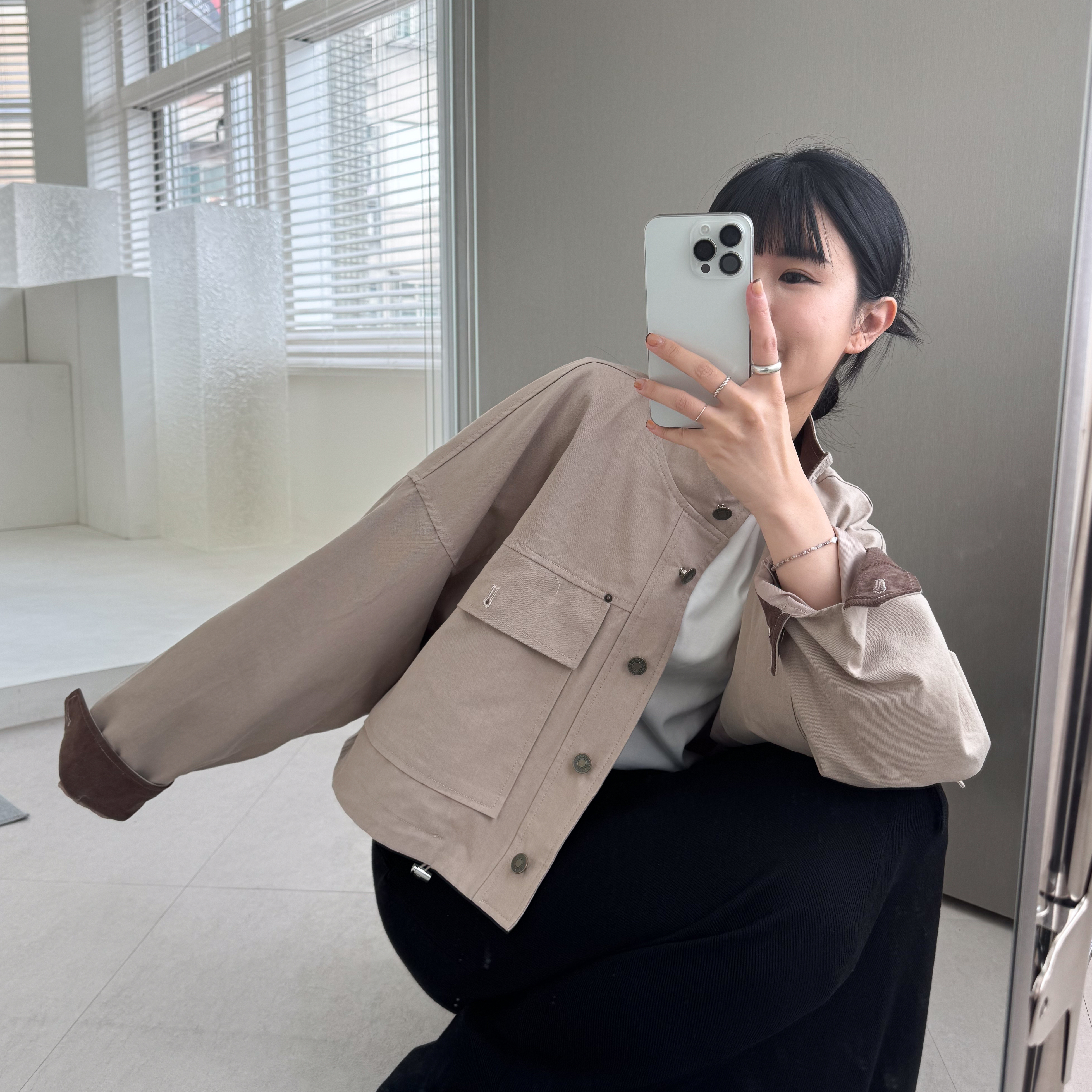 O01大口袋配色設計夾克外(米)