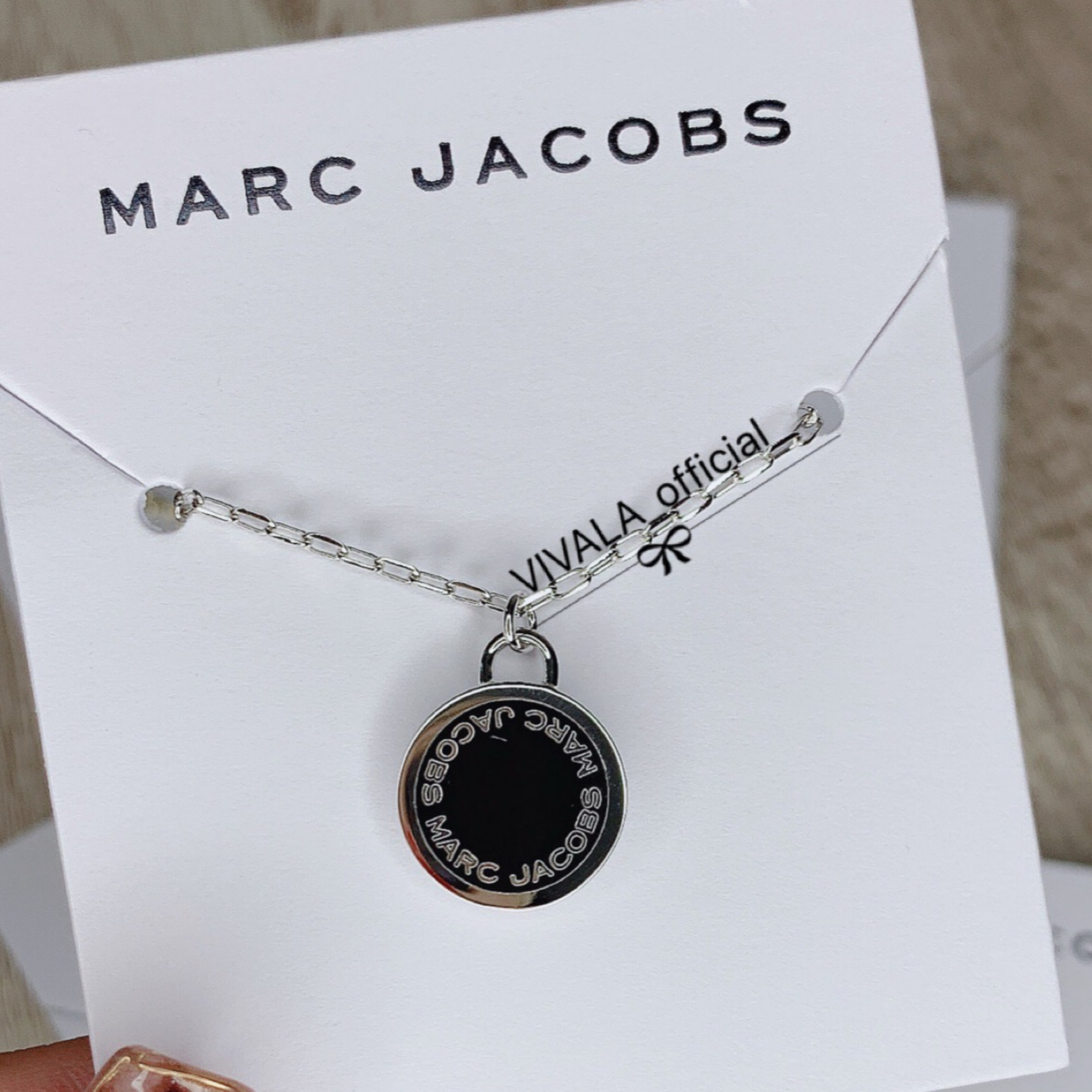 Marc Jacobs - Logo Disc Pendant Necklace (M0008546)