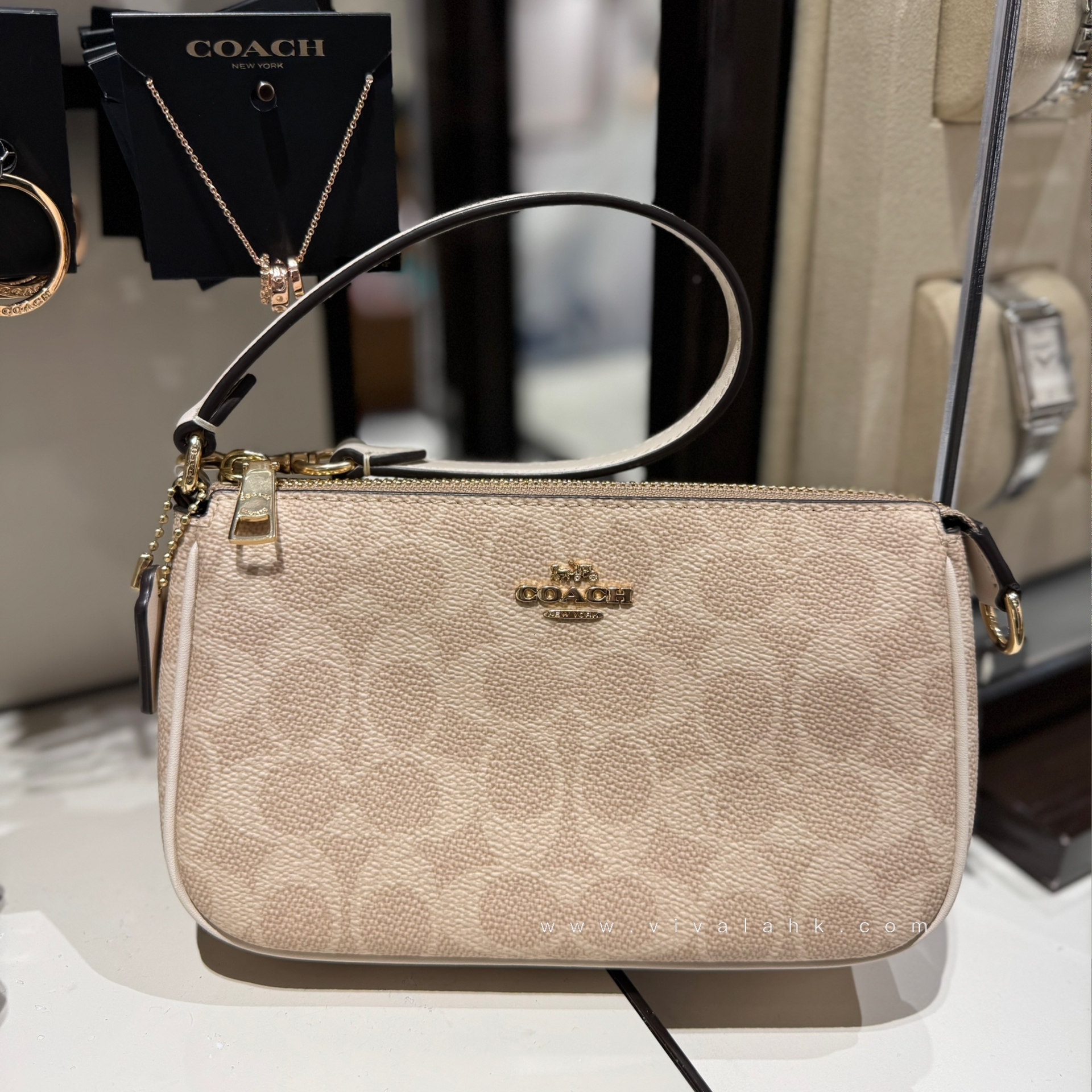 Coach - Nolita 19 in Signature Canvas (CW426)