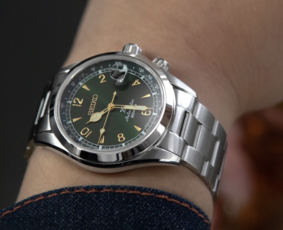 萬年鐘錶 - 太空人錶帶 SEIKO Alpinist  登山運動員 SPB117J1 代用不銹鋼錶帶 SARB017 SPB155 SBEJ005 代用鋼錶帶（兼容 Hamilton 漢密爾頓卡其野戰系列 H70455733）超級三板式插尾版本 不鏽鋼 V形潛水扣專用帶 SS201820B166