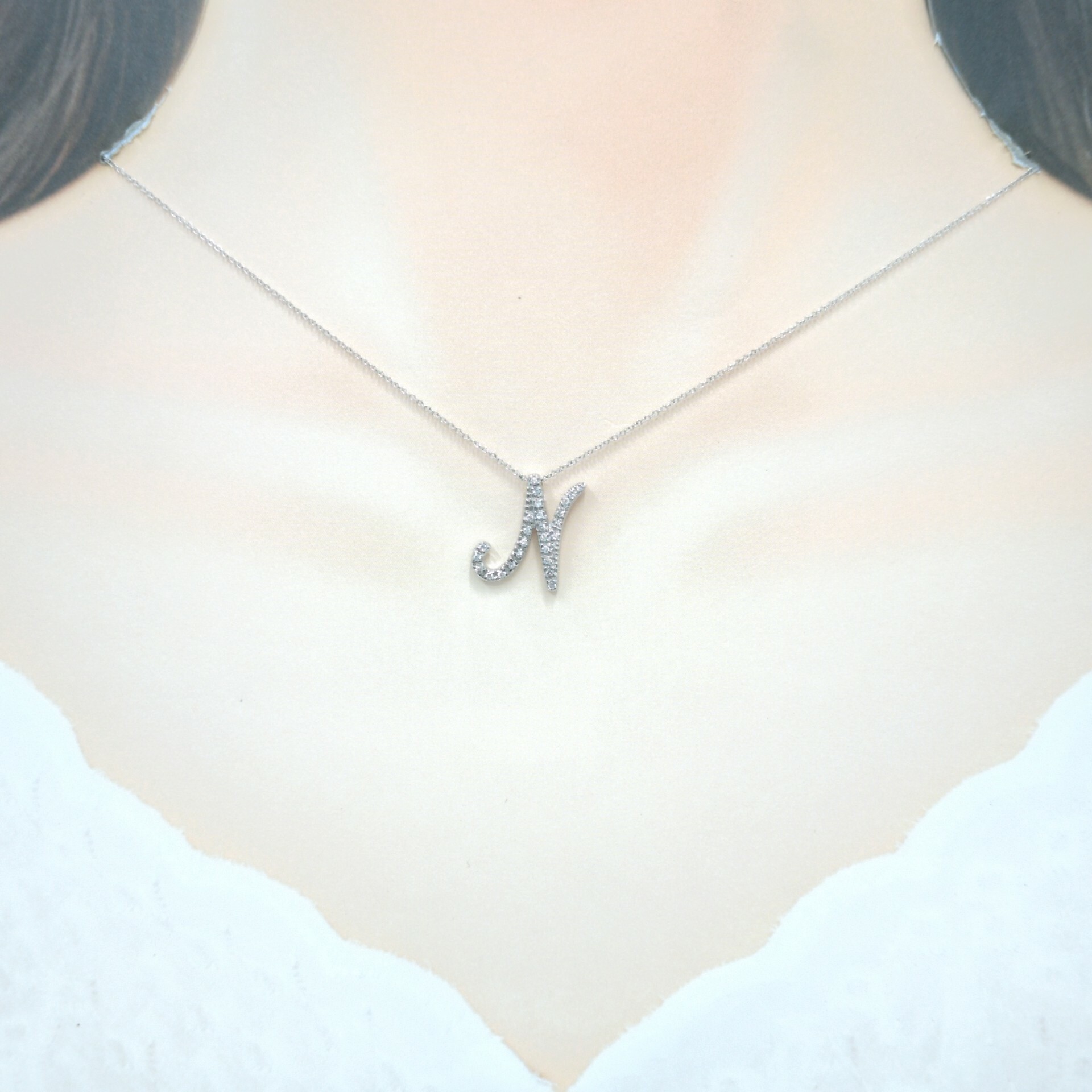 全新18K白金18份鑽石吊墜