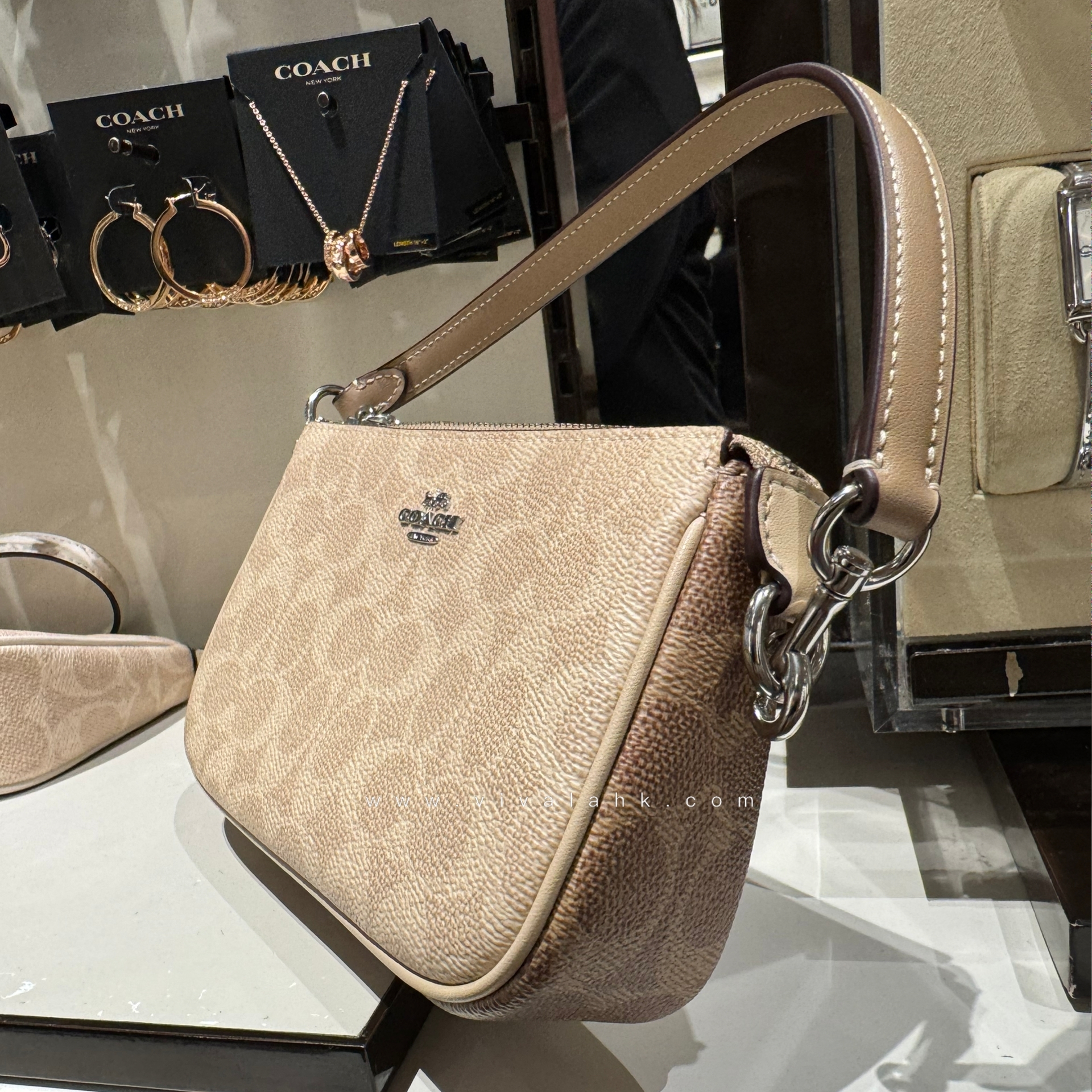 Coach - Nolita 19 in Blocked Signature Canvas (CY236)