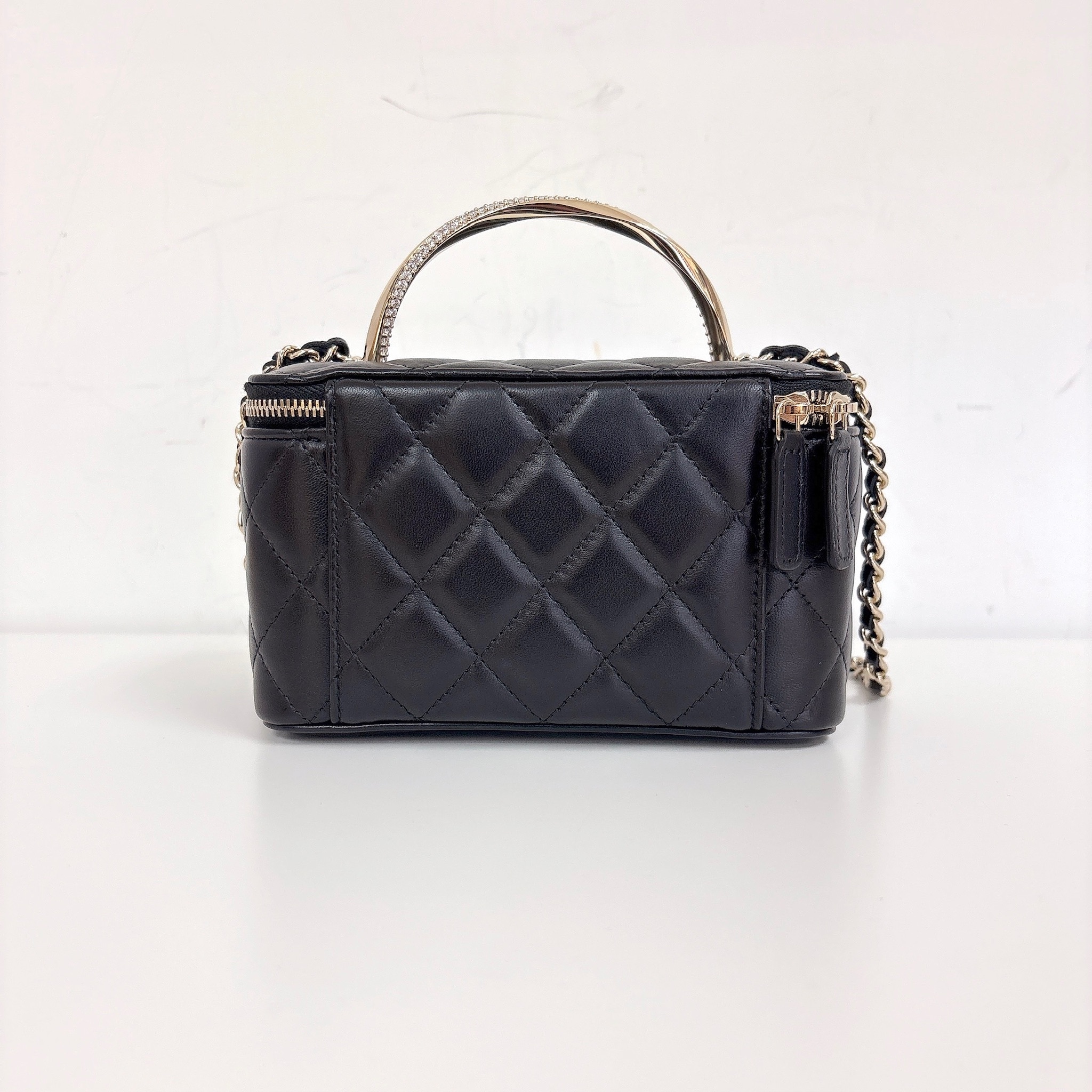 Chanel Vanity With Handle - Black / Ghw