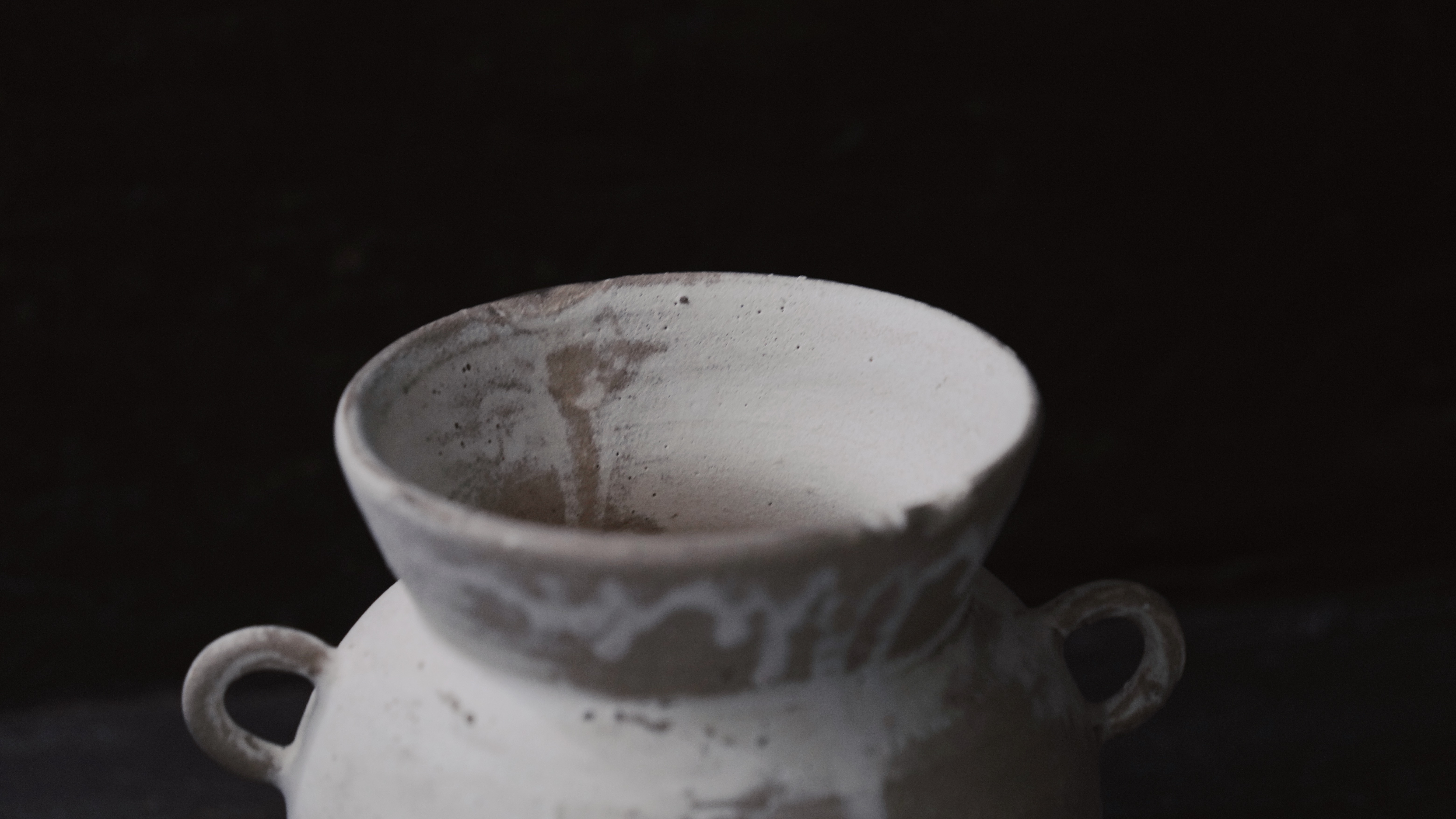 合起來時，要裝些什麼？｜望氣 Seeing Qi｜雙耳花器 no.6