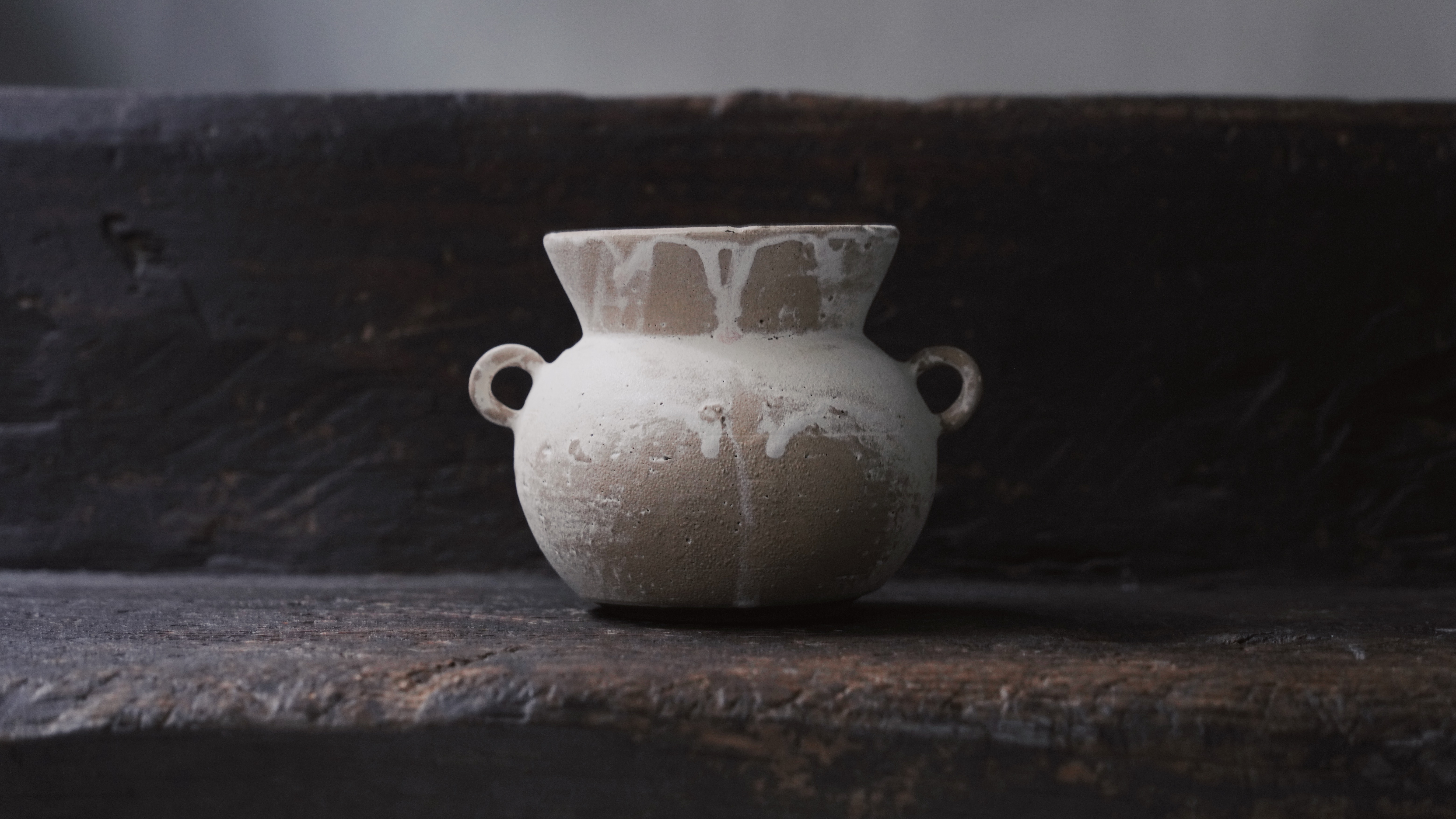 合起來時，要裝些什麼？｜望氣 Seeing Qi｜雙耳花器 no.8