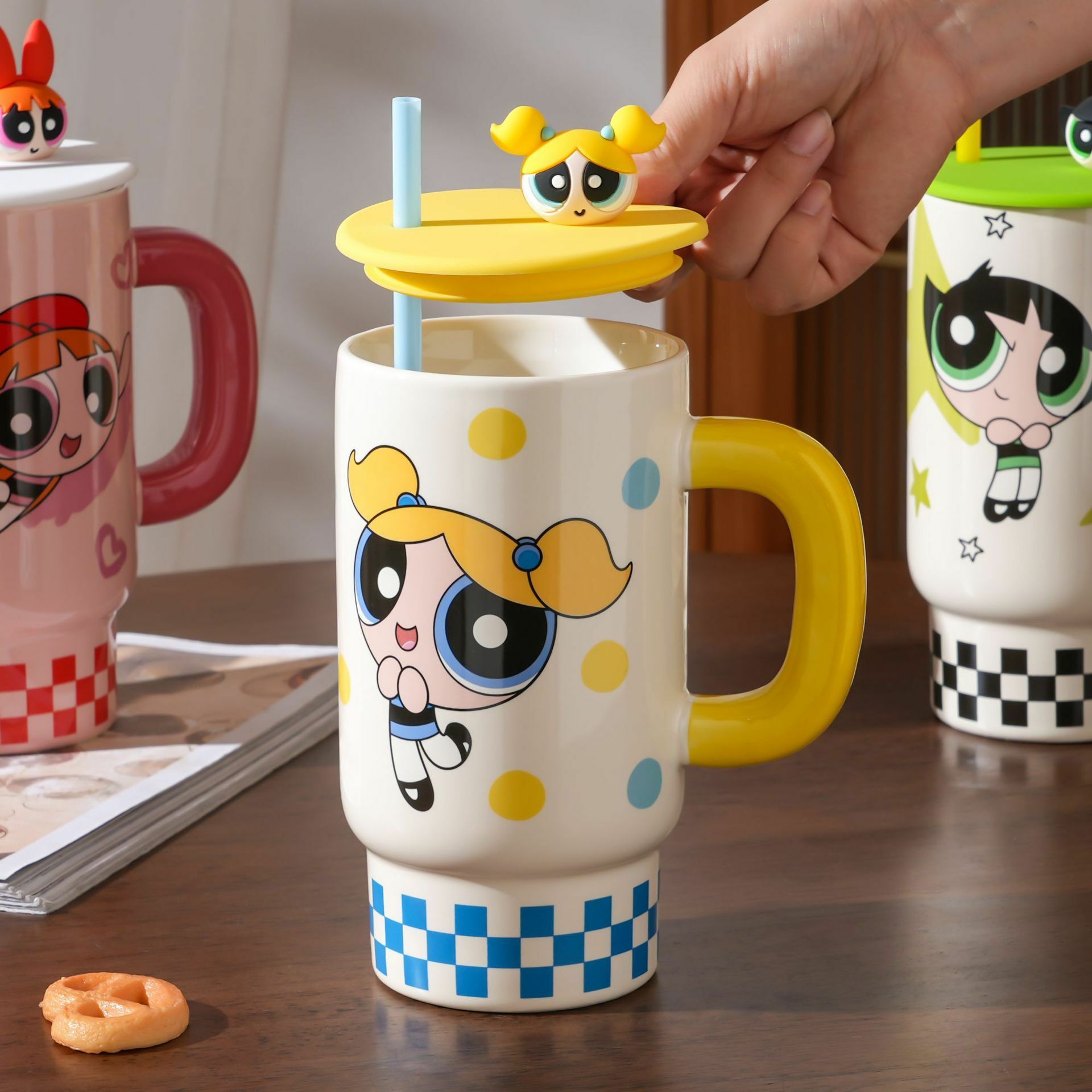 《5026》飛天小女警 - 可愛大容量陶瓷把手吸管杯850ml