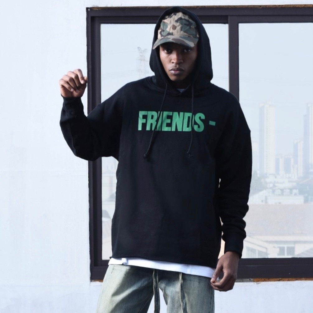 VLONE 朋友 短款 大V 帽T 男女同款 VLHD19008